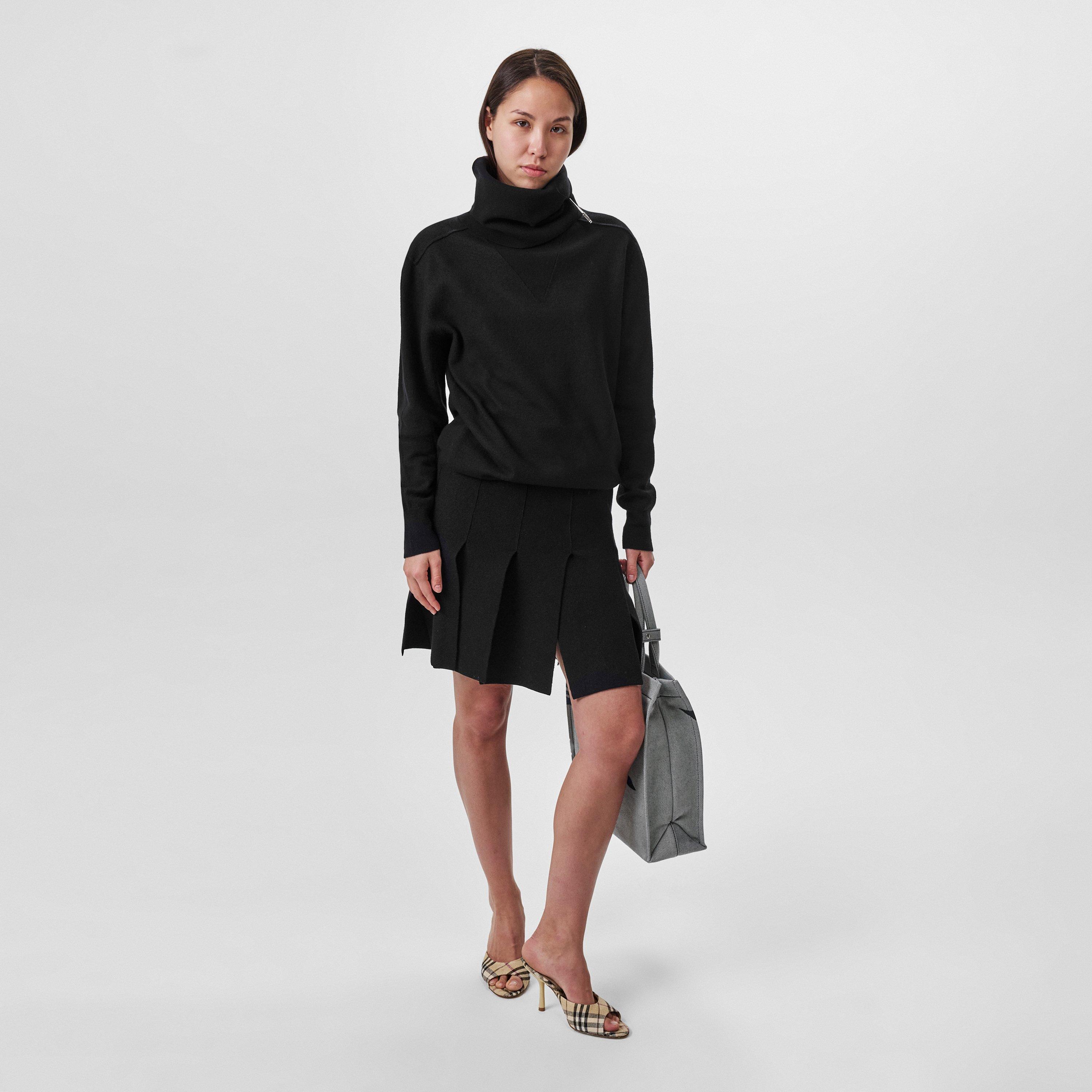 Black - Burberry - Women's Jumper Dress - 6