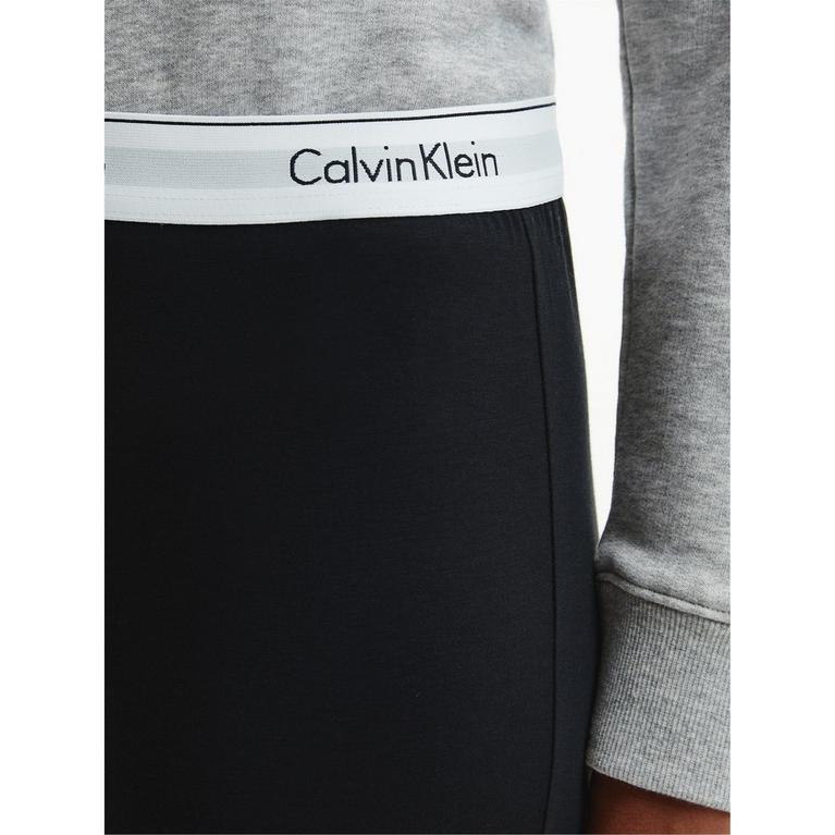 Noir 001 - Calvin Klein Underwear - Goes for No-Pants Look on Date With The Weeknd - 4
