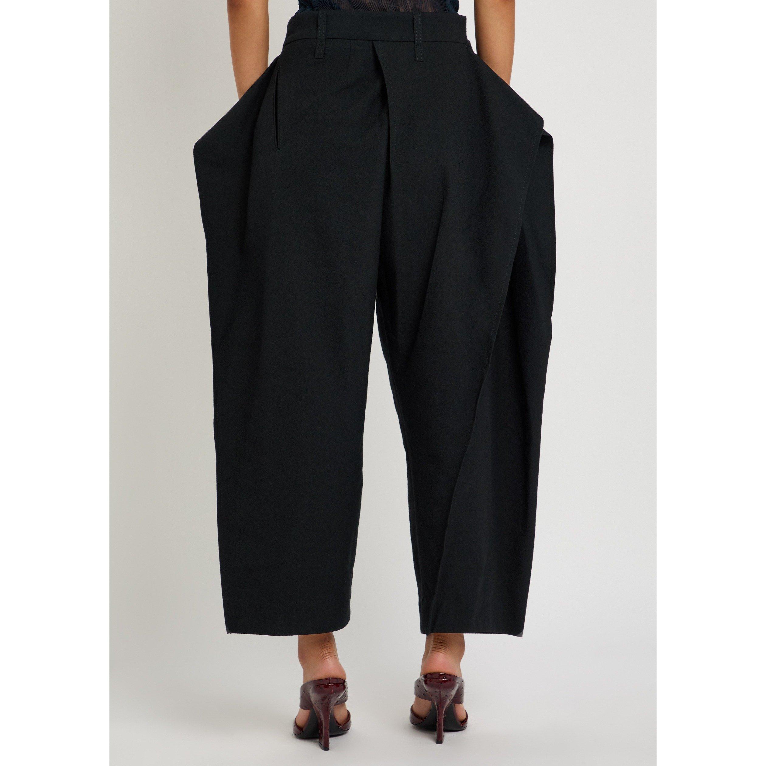 BLACK - Issey Miyake - Women's Grainy Cropped Wide Leg Trousers - 3