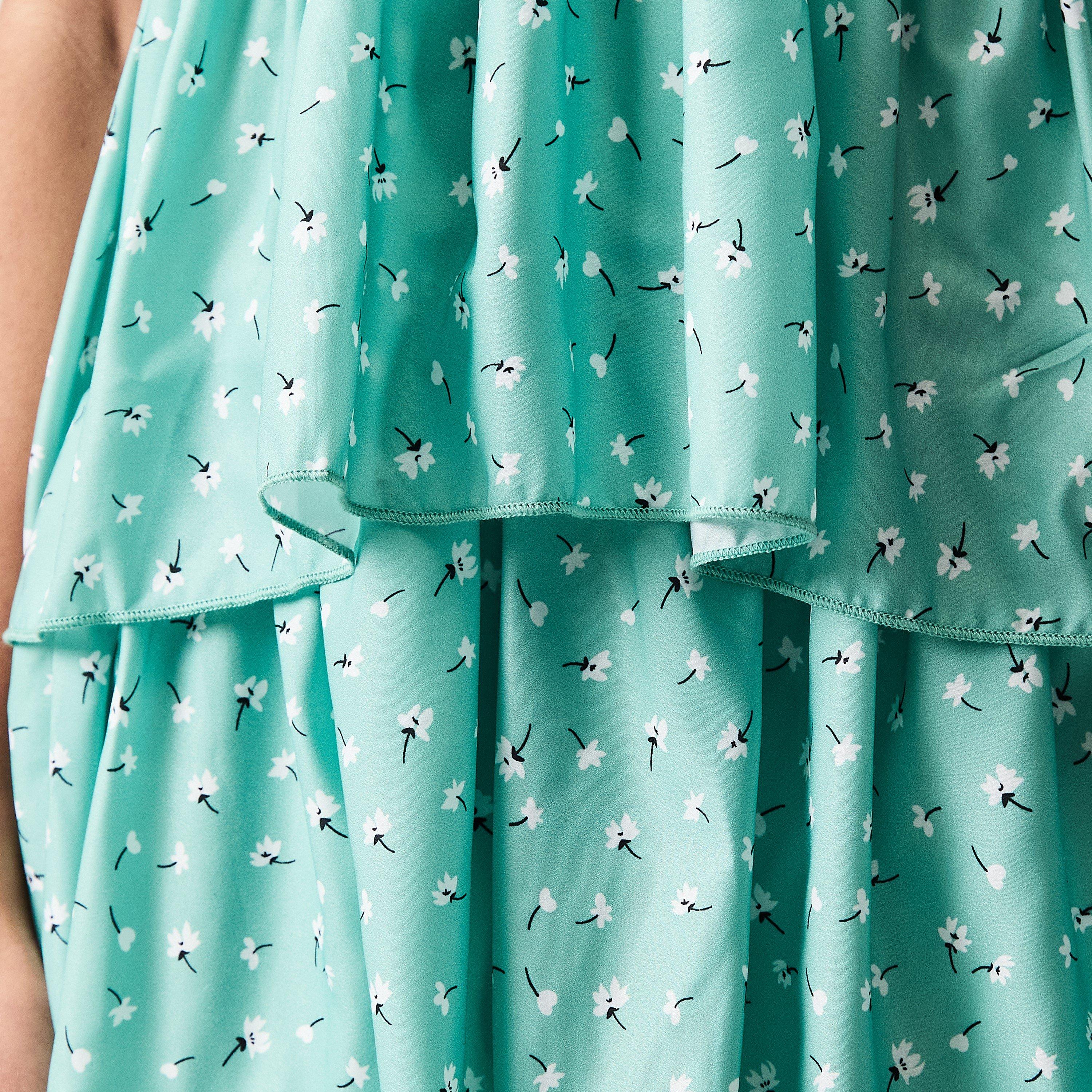 Salviegrøn - In The Style - The Style Floral Split Frill Midi Dress - 5