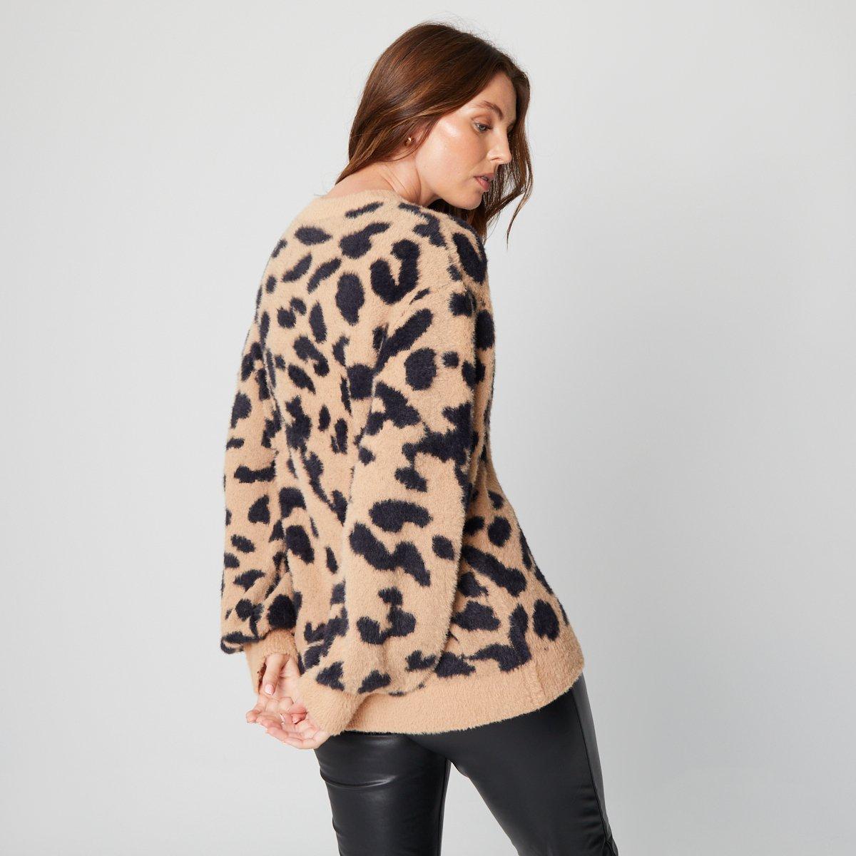 Castanho - Be You - Premium Eyelash Animal Brown Crew Neck Jumper - 3