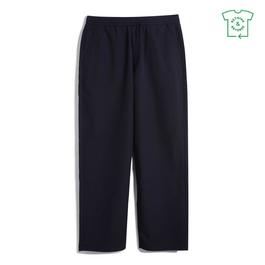 Farah Add some luxury to your leisurewear with these black sweat shorts from iconic Italian fashion house