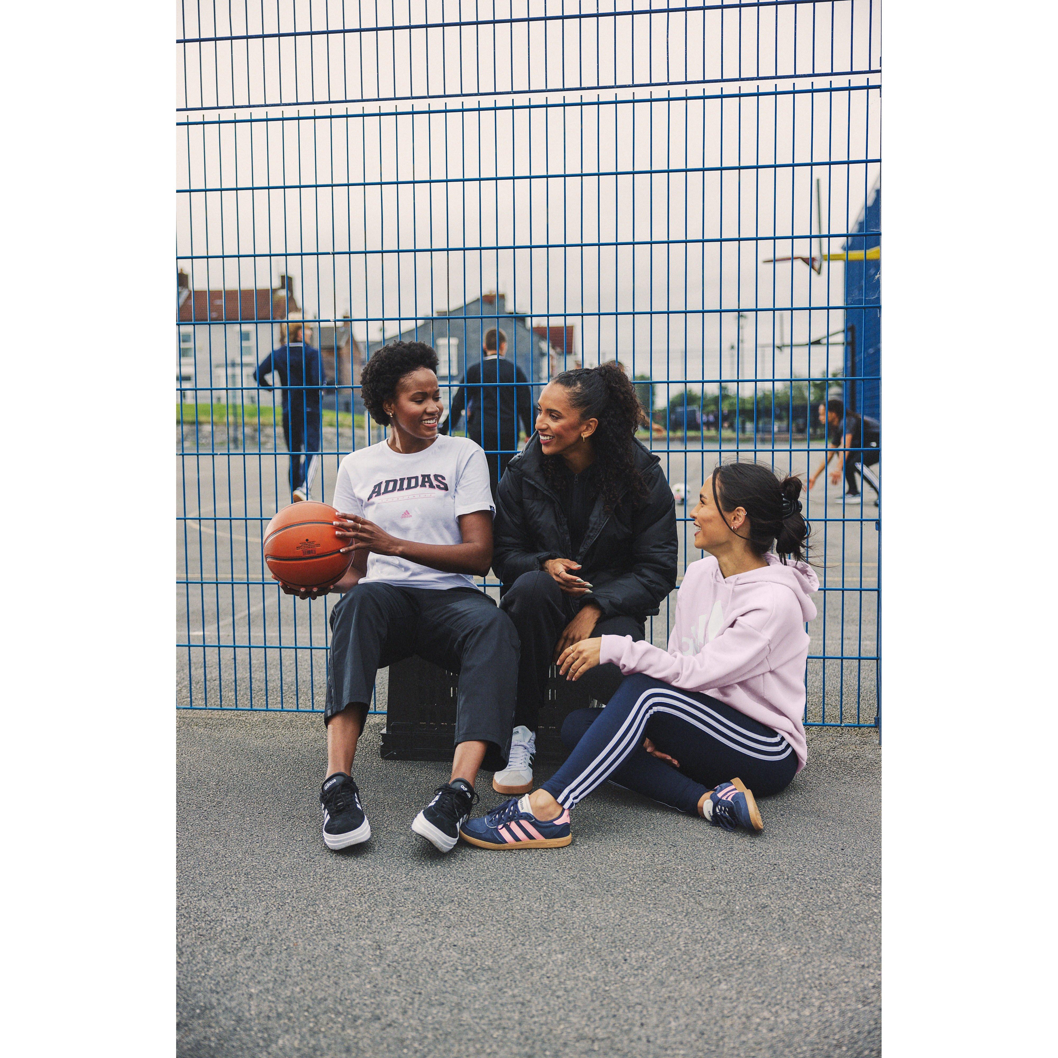 Weiß/Rosa - adidas - Collegiate Graphic T-shirt Womens - 4