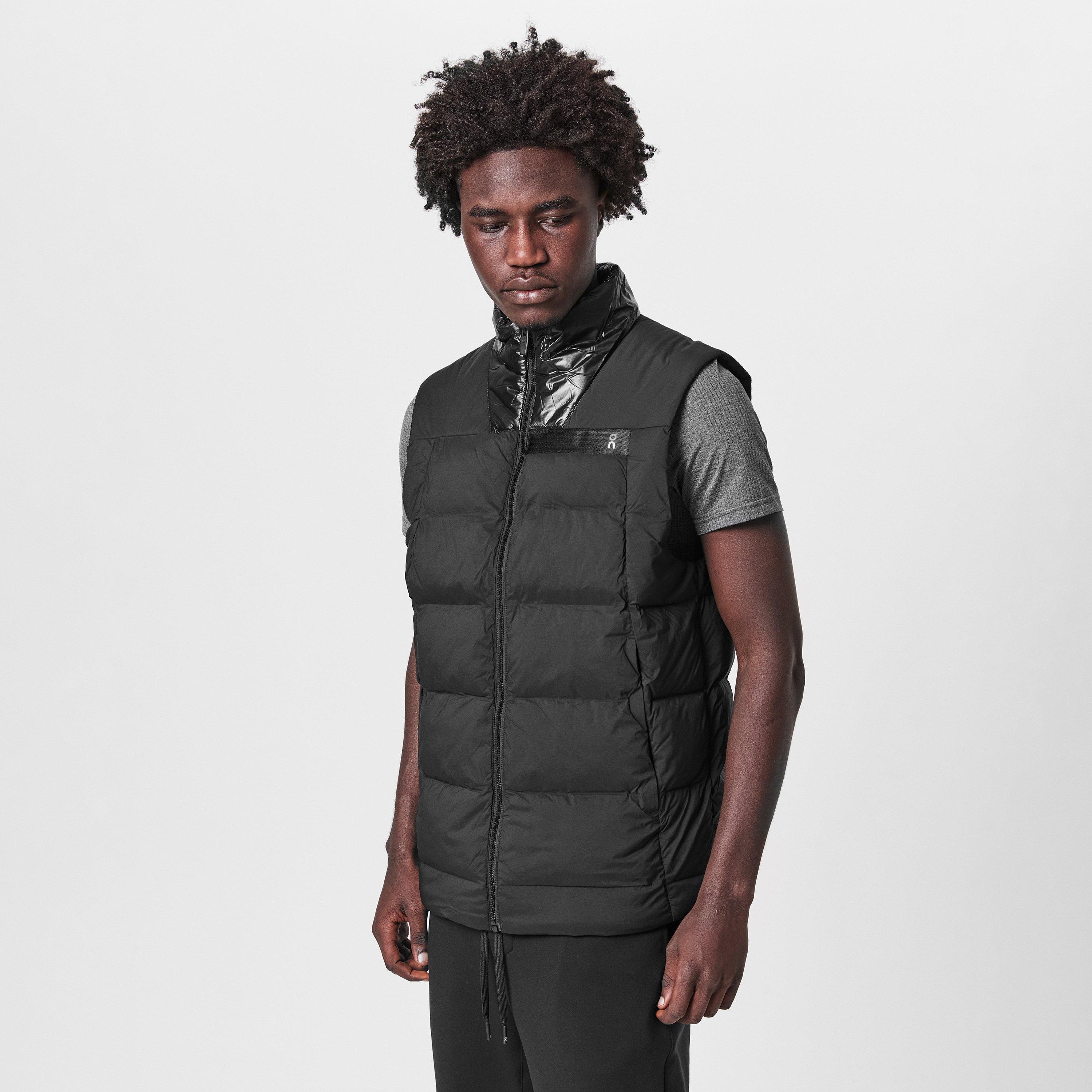 Black - On - Men's Challenger Recycled Insulation Sleeveless Gilet - 2