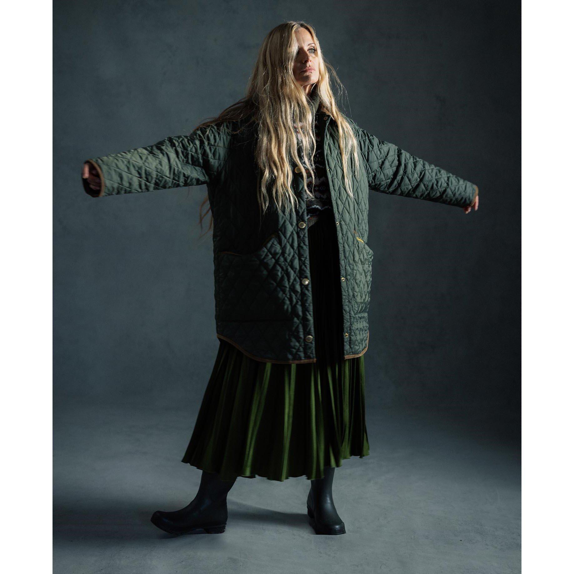 Olive/Classic - Barbour - Women's Liddesdale 30th Anniversary Diamond Quilted Oversized Quilted Jacket - 8