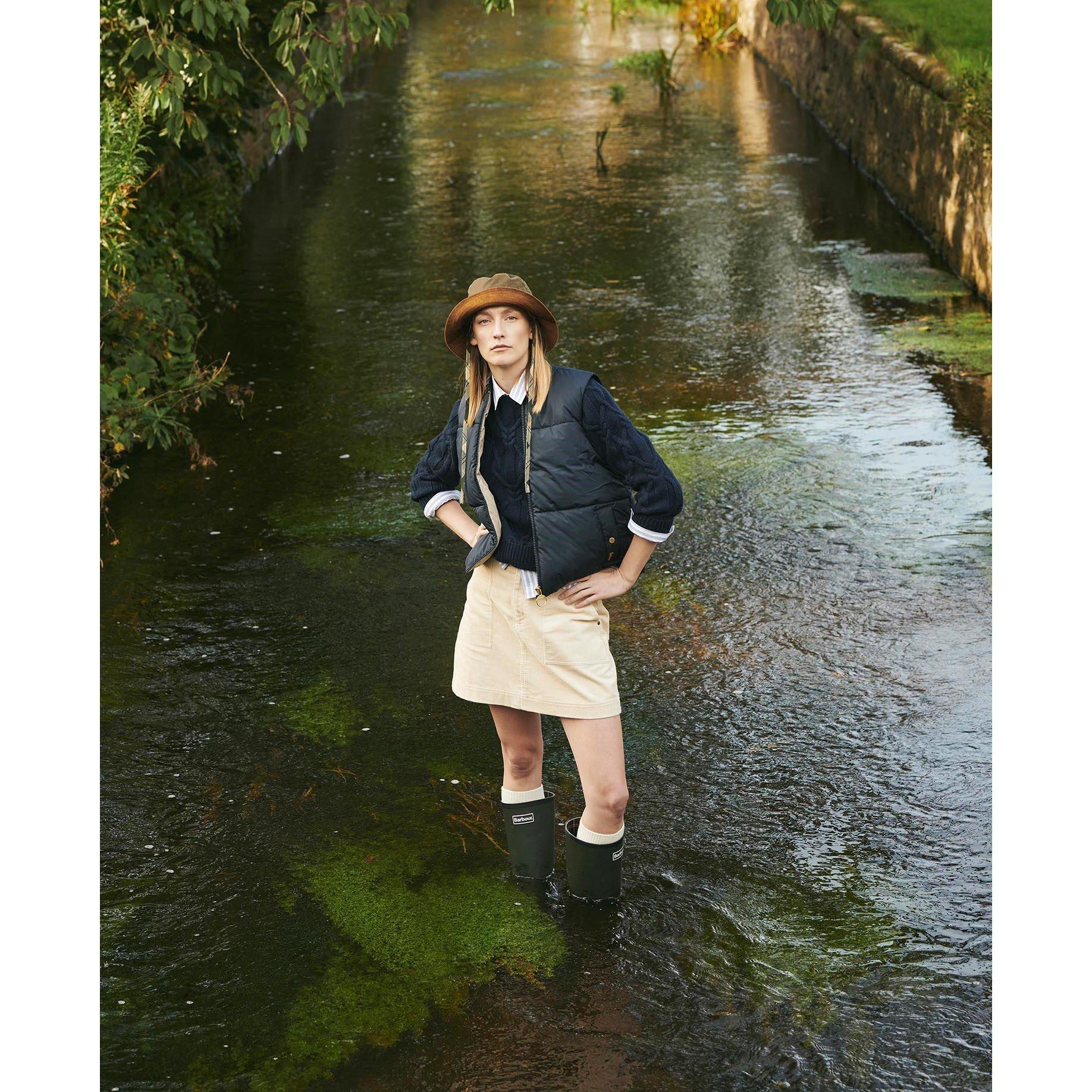  Navy/Brwn/Sand - Barbour - Women's Fay Down Filled Sleeveless Gilet - 8