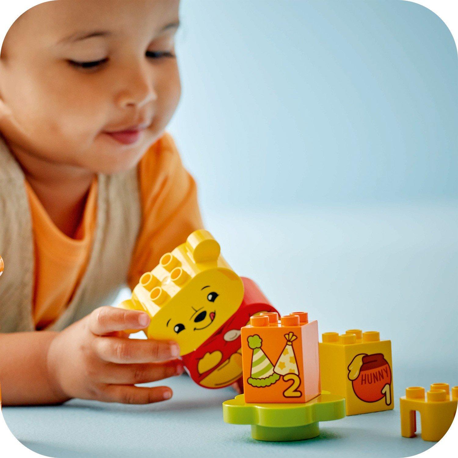 Winnie the Pooh - LEGO - DUPLO Disney 10457 Winnie the Pooh’s Birthday Party - 11