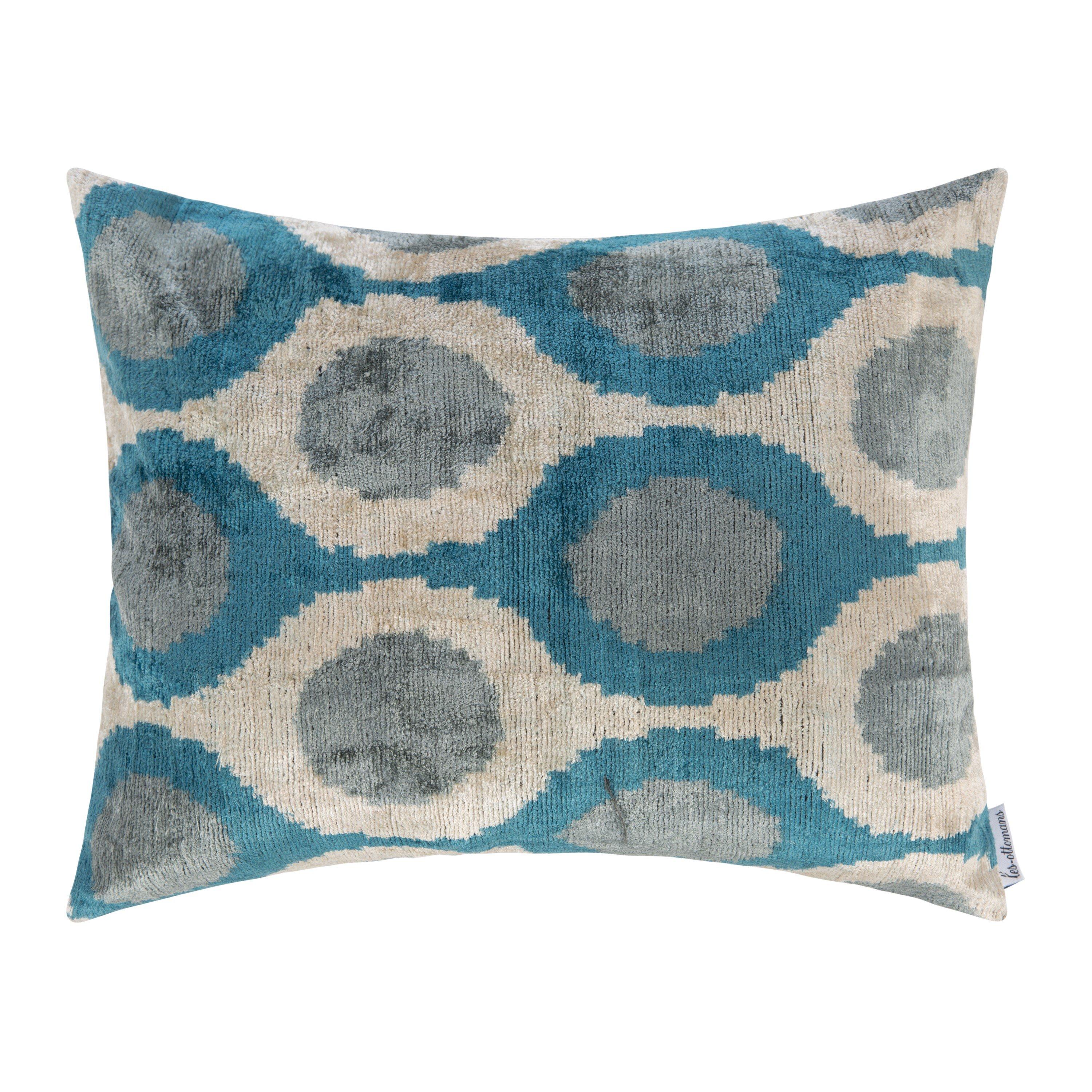 Blue/White - Les Ottomans - LesOttomans Velvet Cushion - 40x50cm