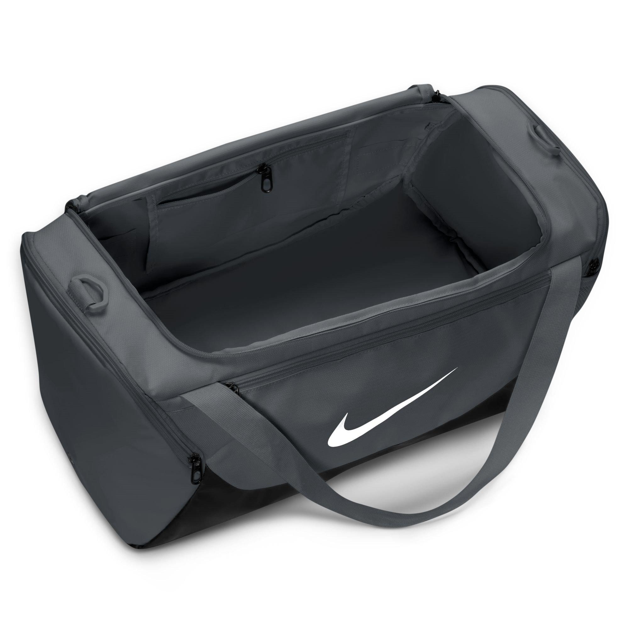 Nike Brasilia 40L Small Duffel Bag 'Smoke Grey Black White' — foto 3