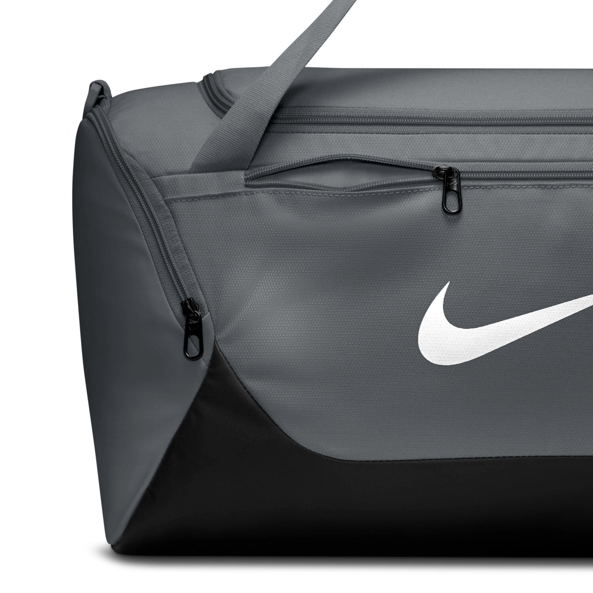 Nike Brasilia 40L Small Duffel Bag 'Smoke Grey Black White' — foto 5