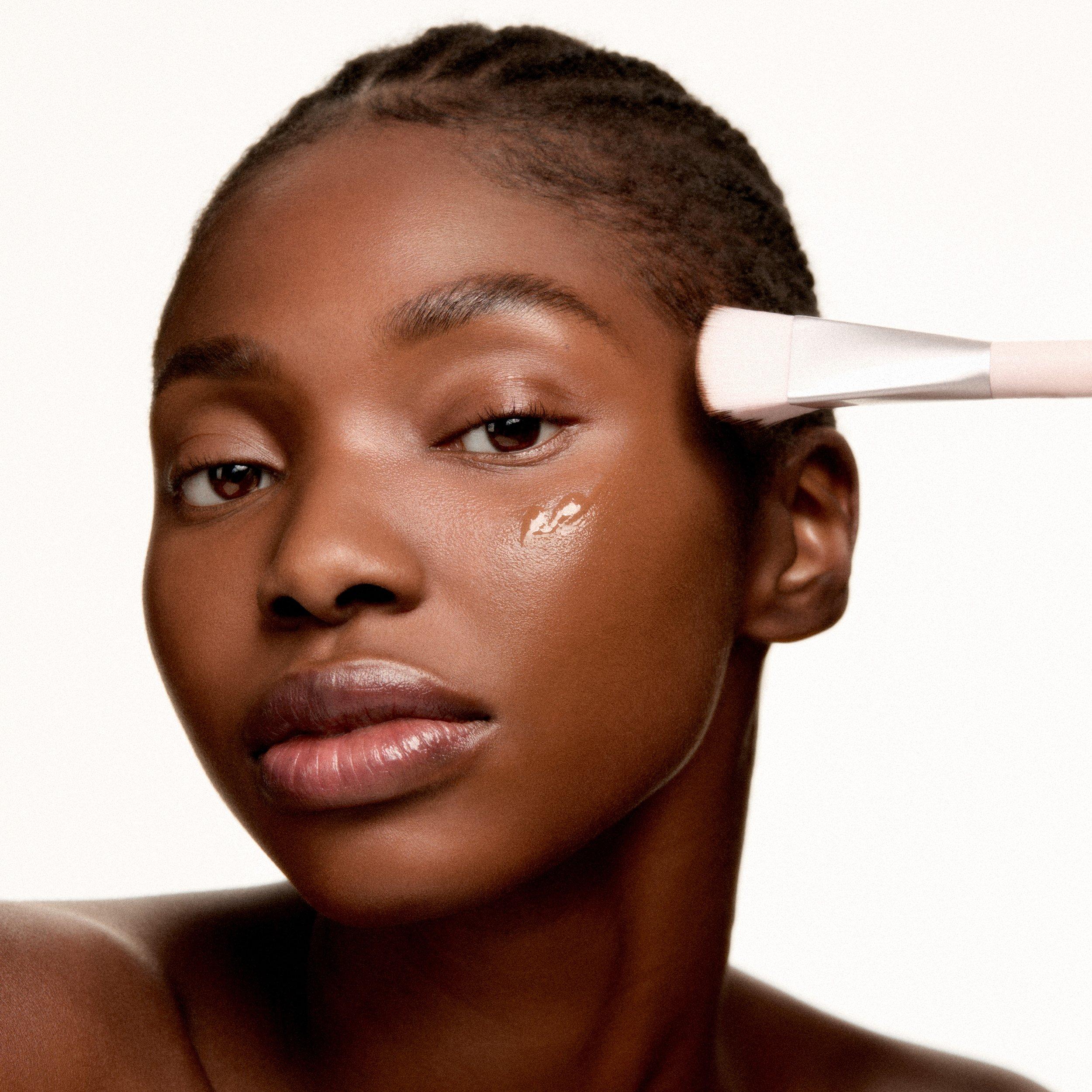 03 - Kylie Cosmetics - Kylie Cosmetics Skin Tint Foundation Brush - 4