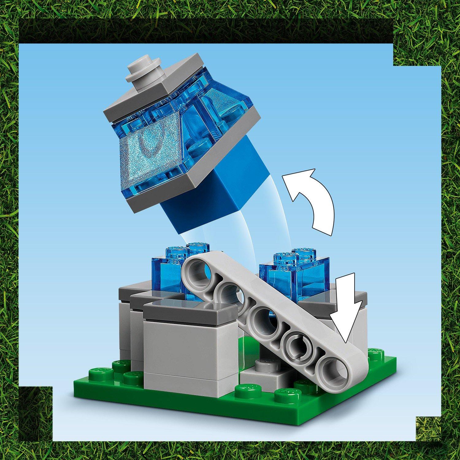 TBC - LEGO - Minecraft 21273 The Ghast Balloon Village Attack - 12