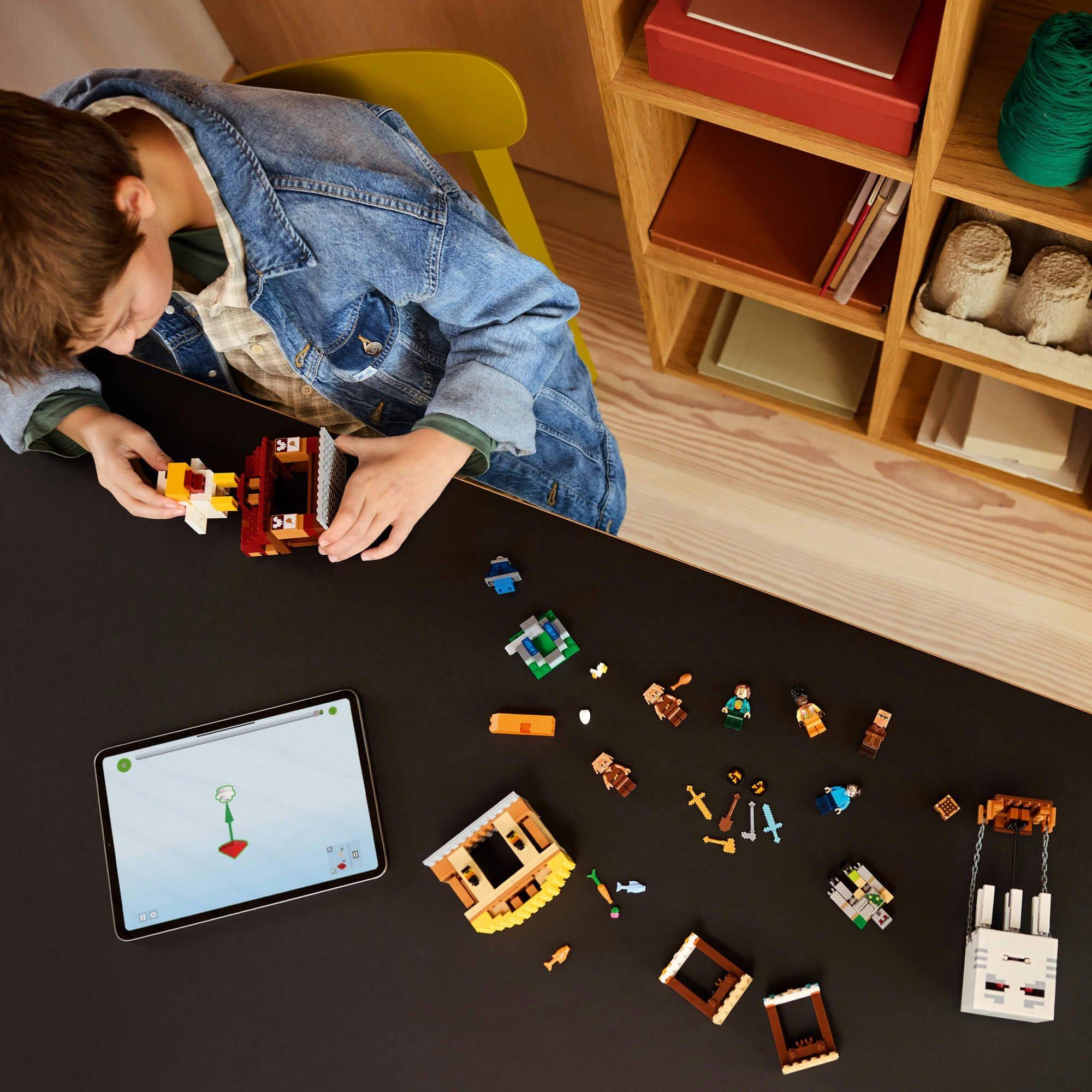 Da determinare. - LEGO - LEGO Minecraft 21273 The Ghast Balloon Village Attack - 3