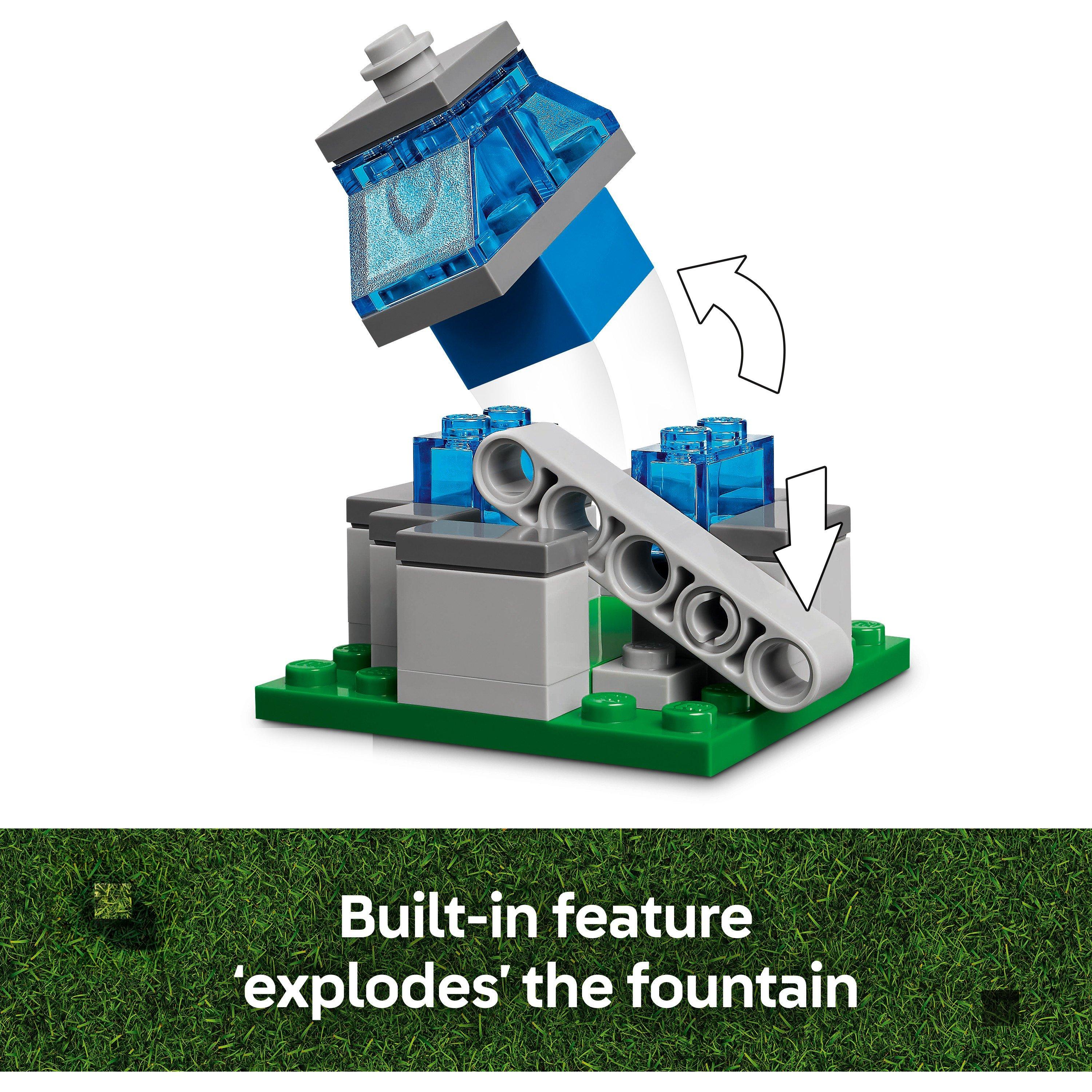TBC - LEGO - Minecraft 21273 The Ghast Balloon Village Attack - 4
