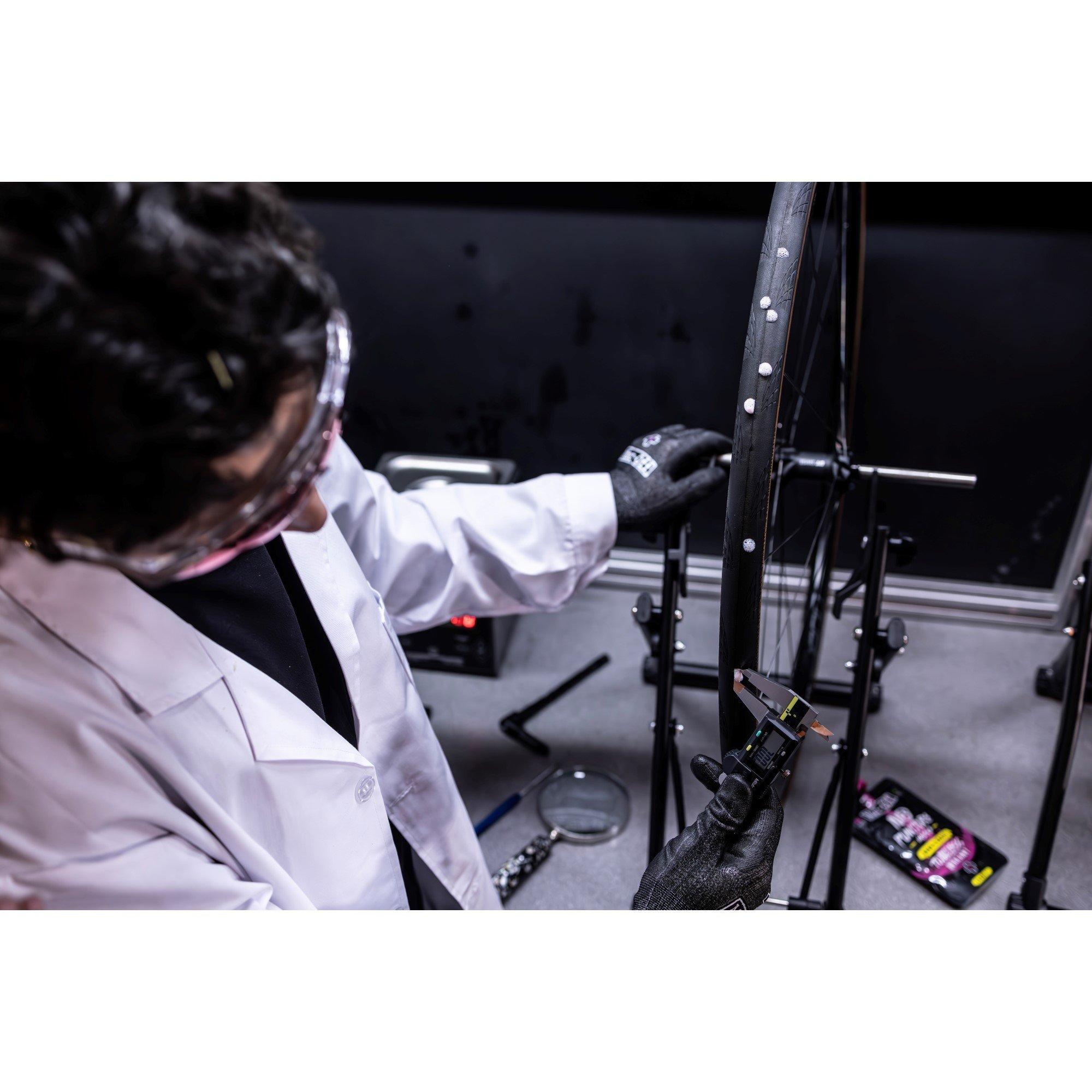 Black - Muc-Off - Road&Gravel Sealant 80ml - 5