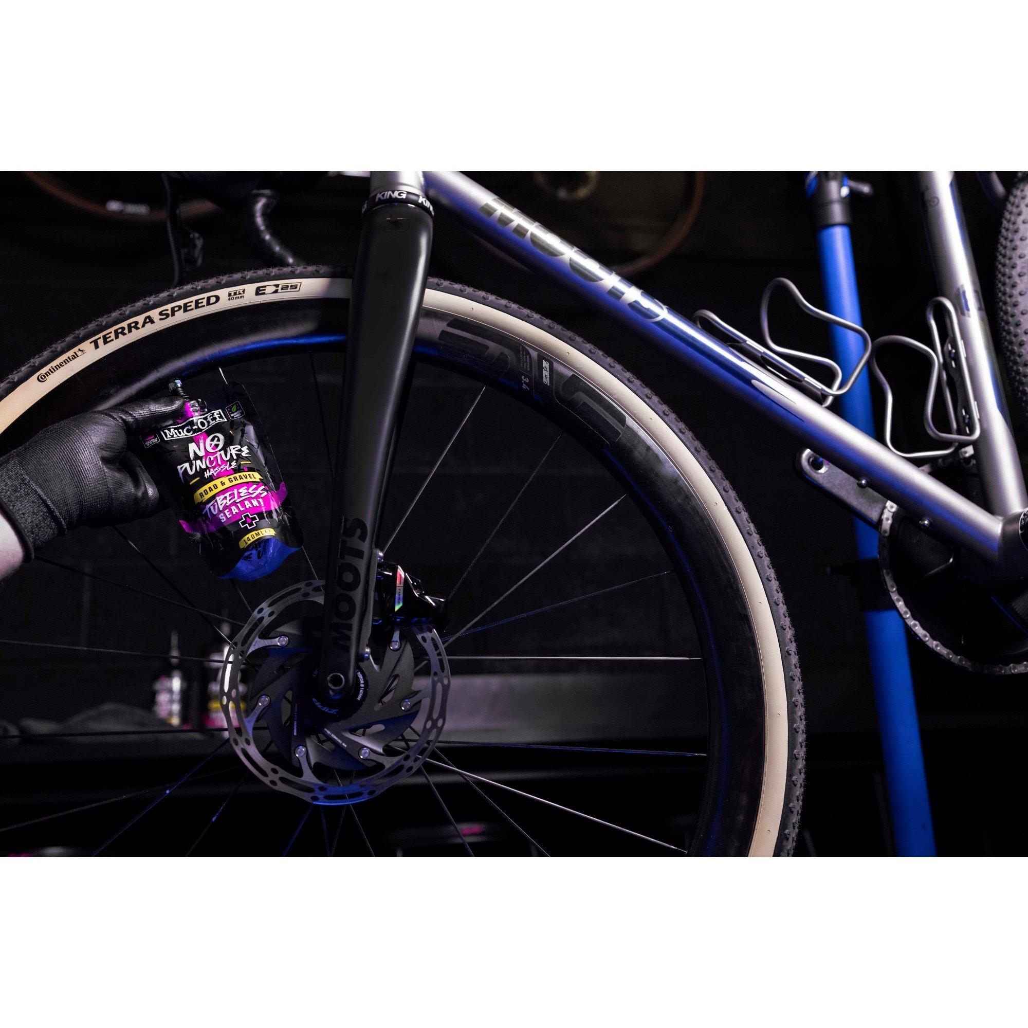 Black - Muc-Off - Road&Gravel Sealant 140ml - 4