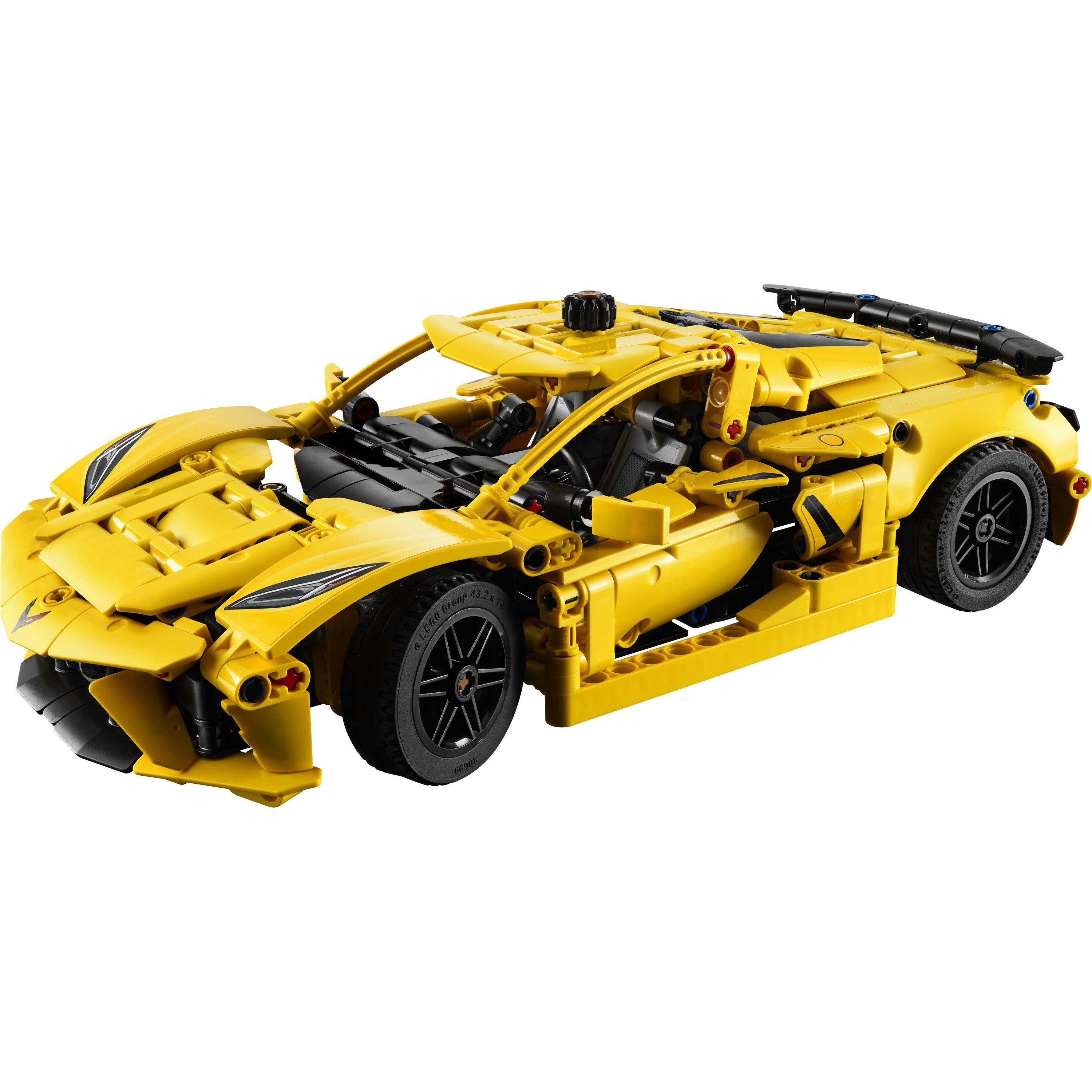 Chev Corvette - LEGO - Technic 42205 Chevrolet Corvette Stingray Set - 15