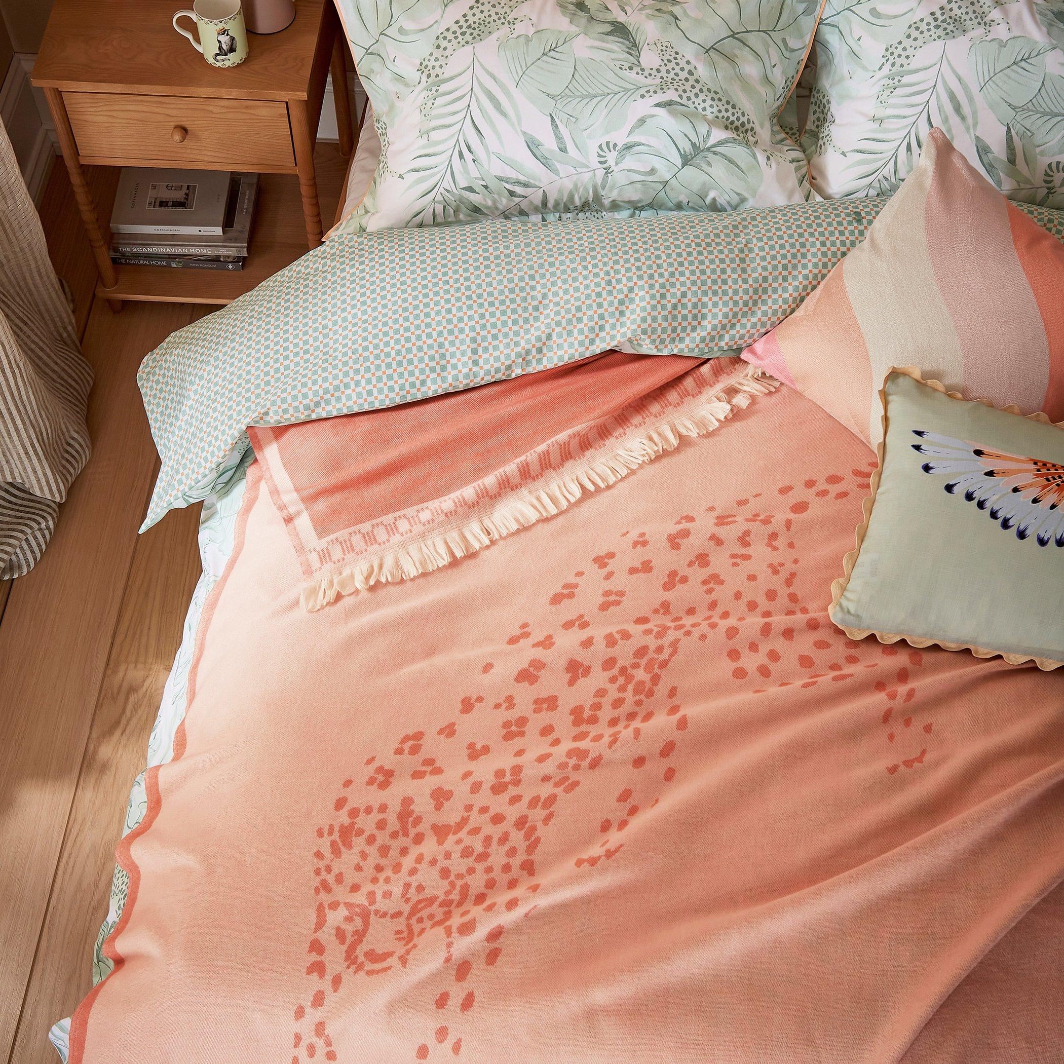 Vintage Rose - Yvonne Ellen - Leopard 130X180 Throw - 2