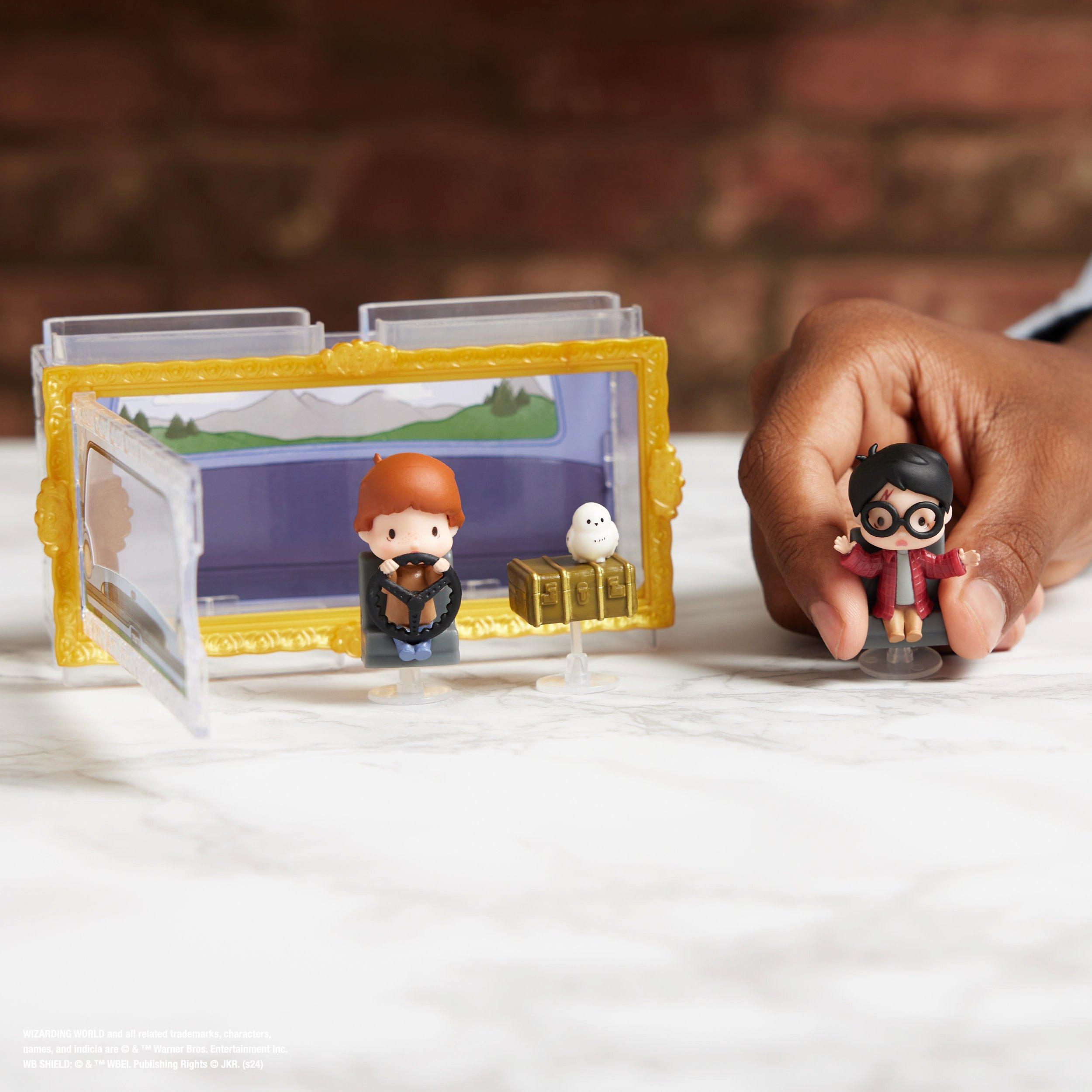 Harry & Ron - Harry Potter - Micro Magical Moments Flying Car Figure Set - 3