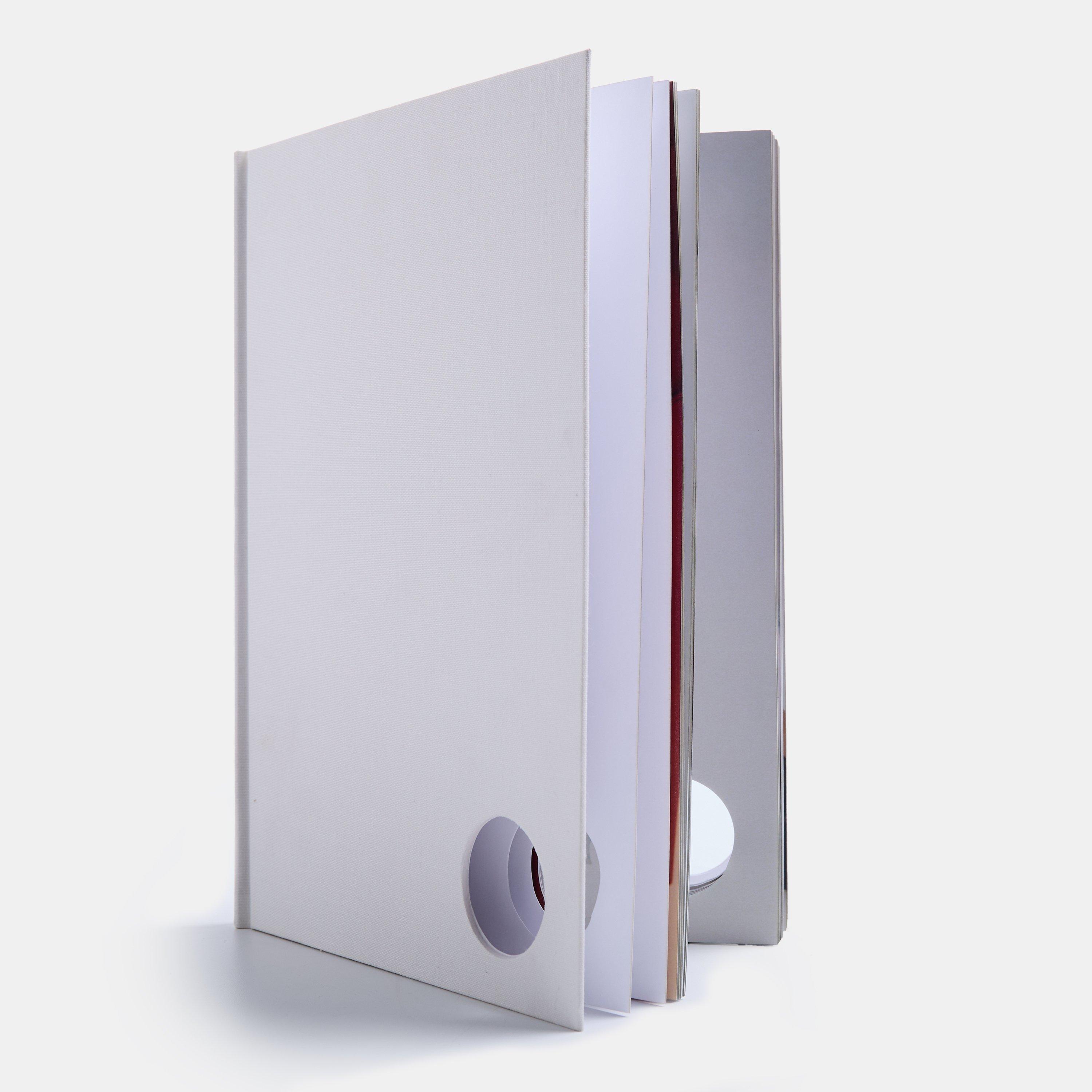 White/Silver - Off White - Men's Coffee Table Book - 3