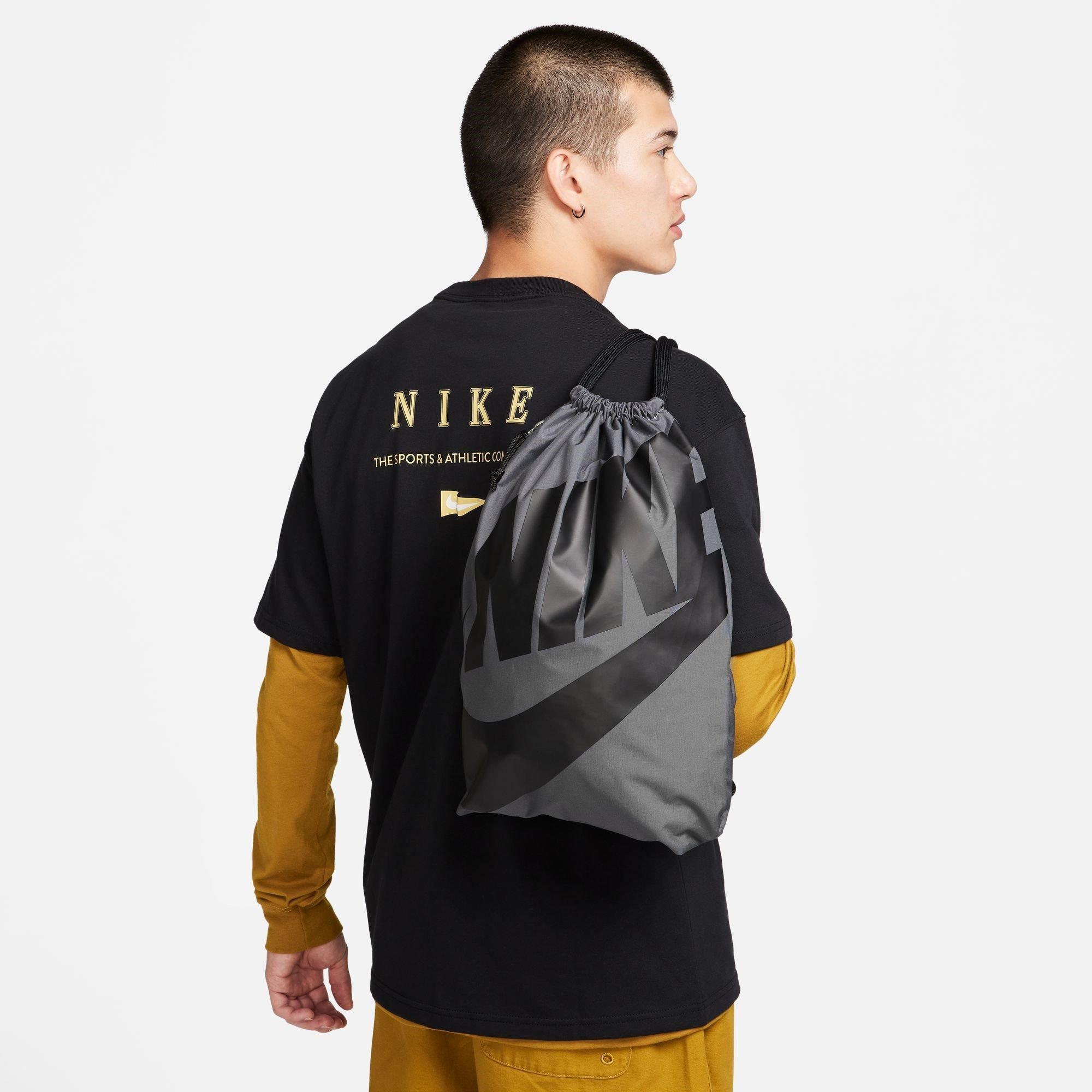 Drk Gry/Blk/Blk - Nike - Heritage Gmsk 09 - 3