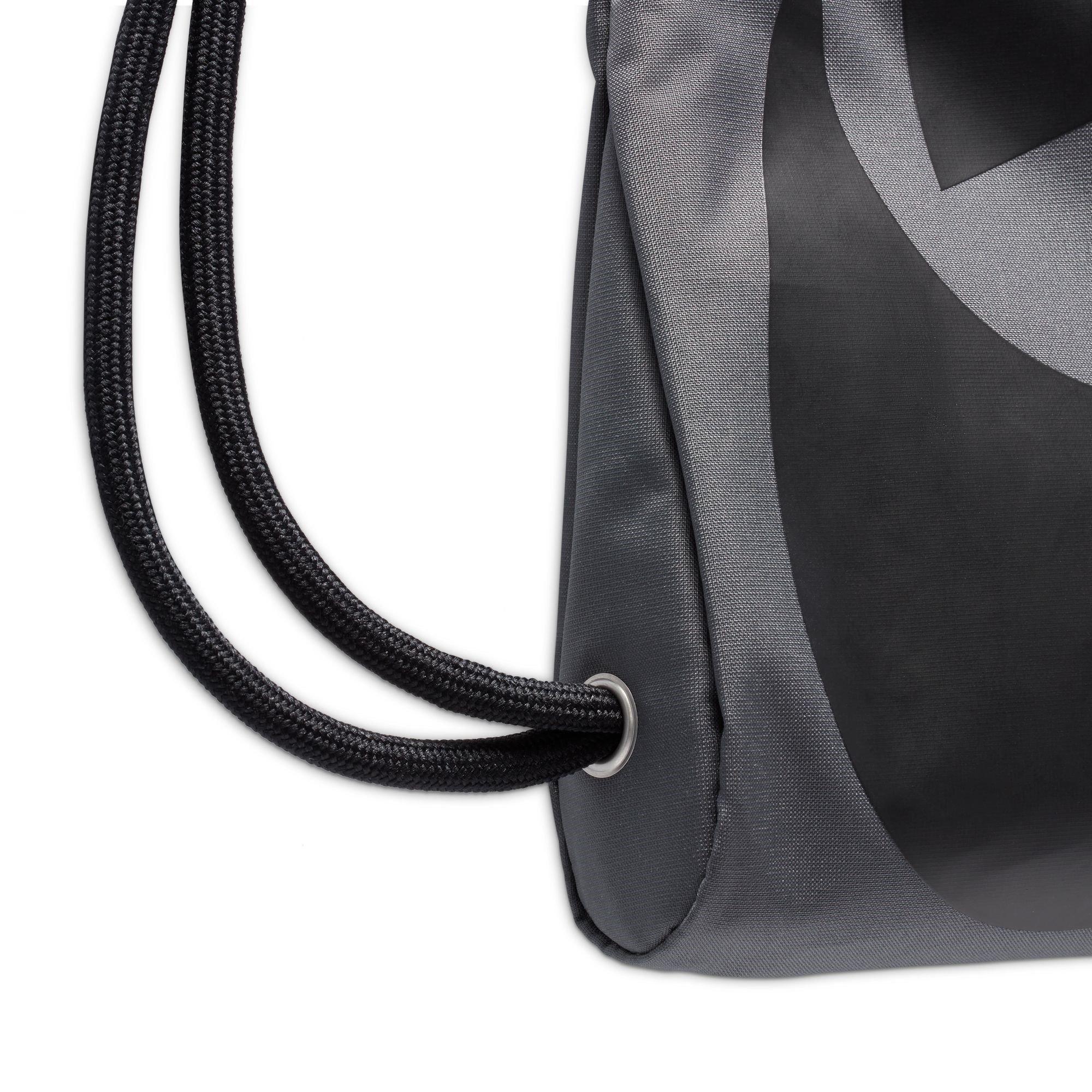 Drk Gry/Blk/Blk - Nike - Heritage Gmsk 09 - 6