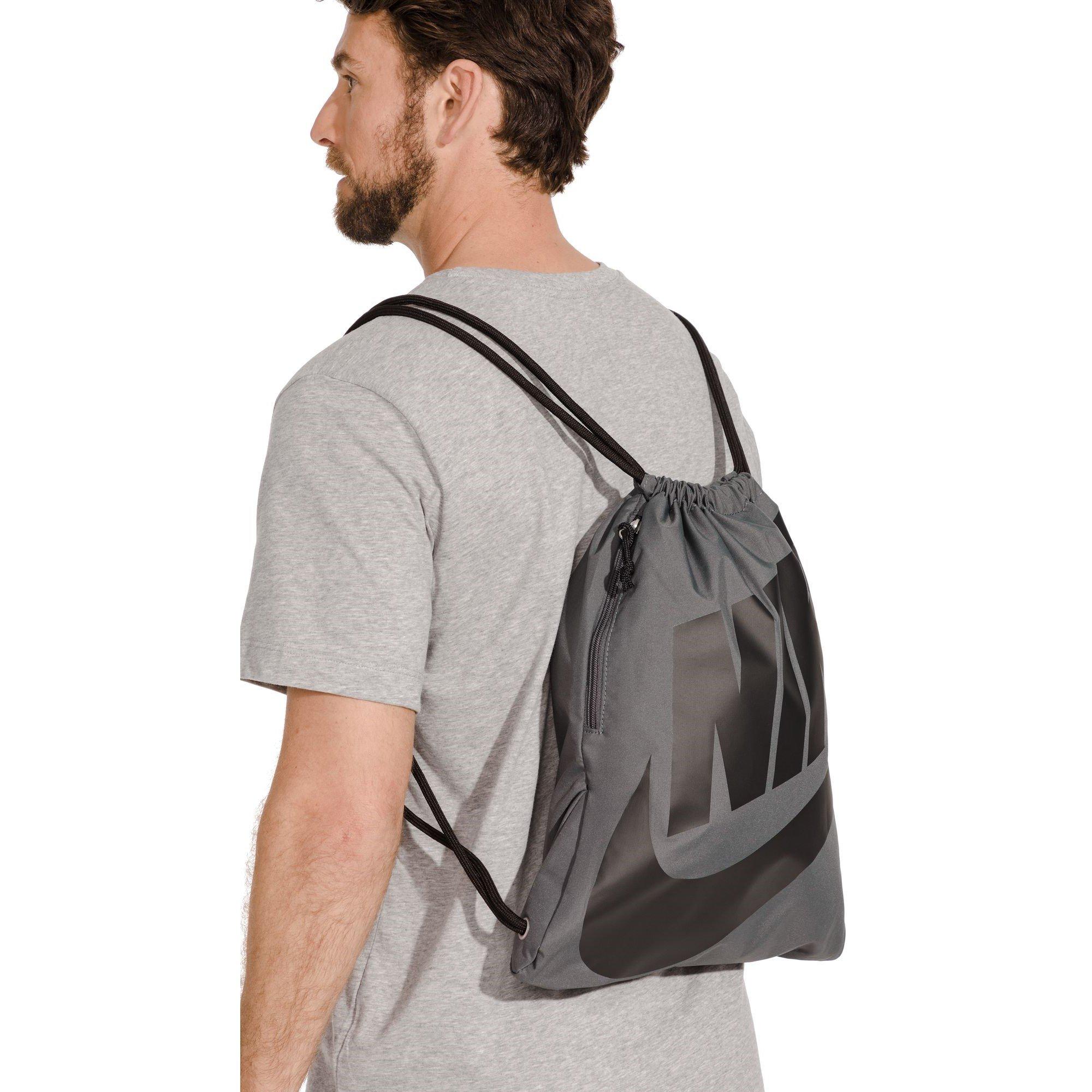 Drk Gry/Blk/Blk - Nike - Heritage Gmsk 09 - 10