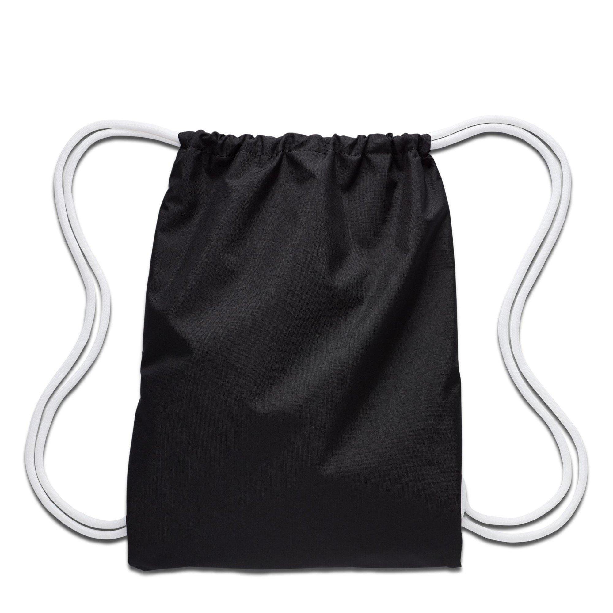 Blk/Wht/Wht - Nike - Heritage Gmsk 09 - 2