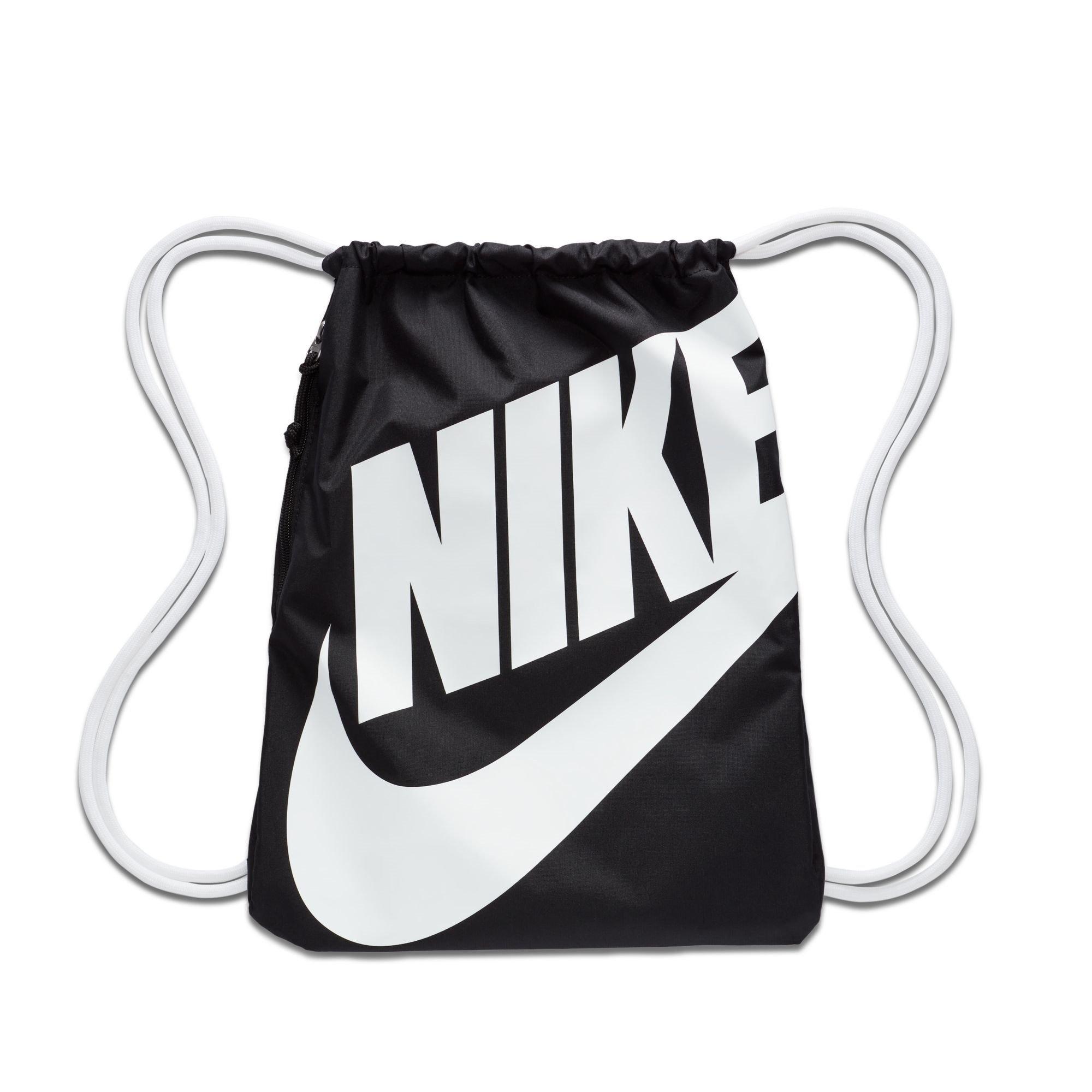 Blk/Wht/Wht - Nike - Heritage Gmsk 09 - 8