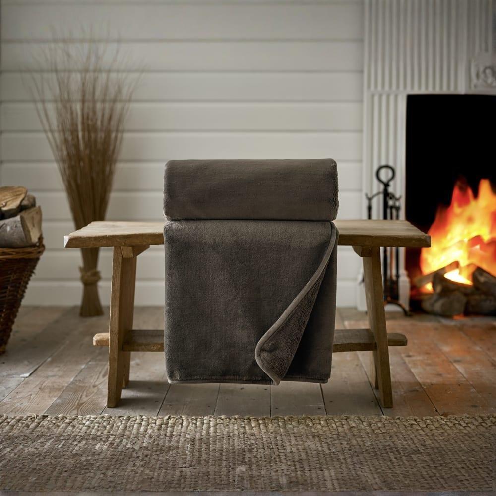 Mocha - The Lyndon Company - Windsor Sofa Throw - 2