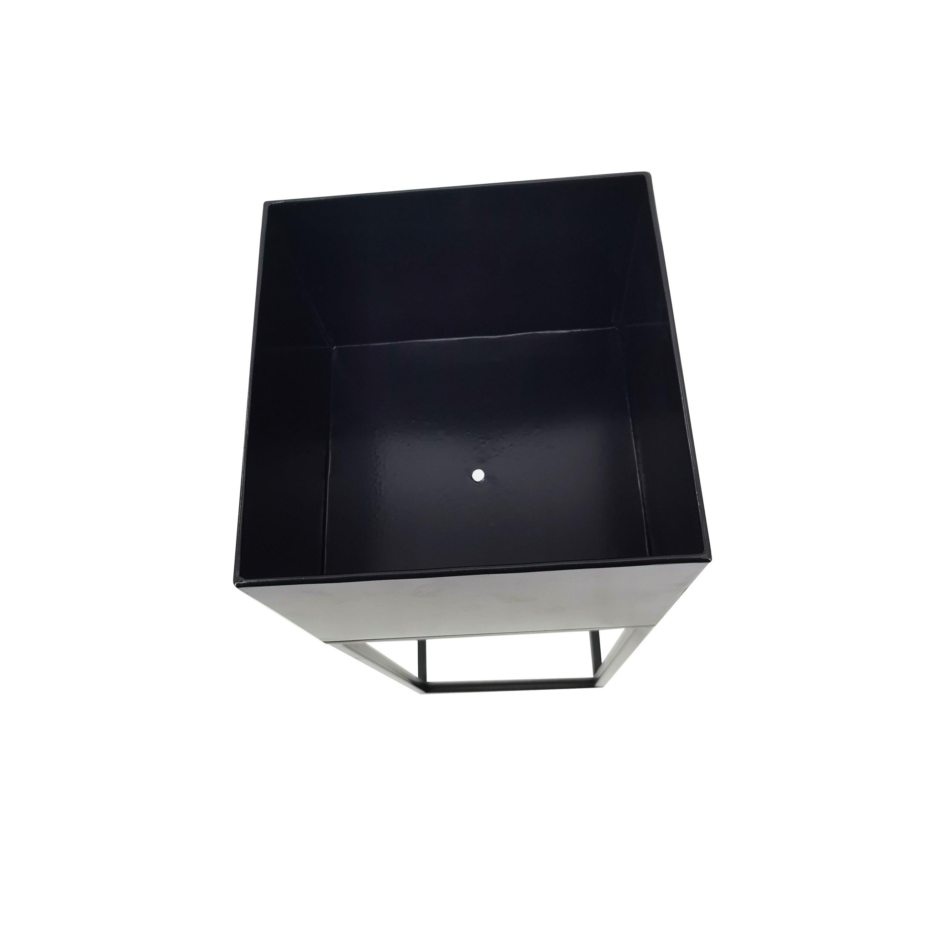 Black - Linea - Set Of 2 Square Metal Planters - 7