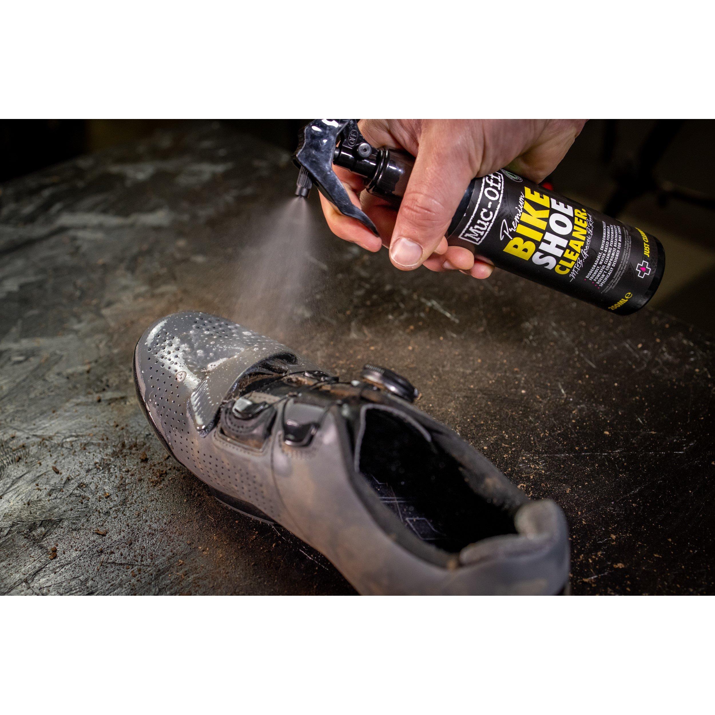 Black - Muc-Off - Premium Bike Shoe Cleaner 250ml - 2