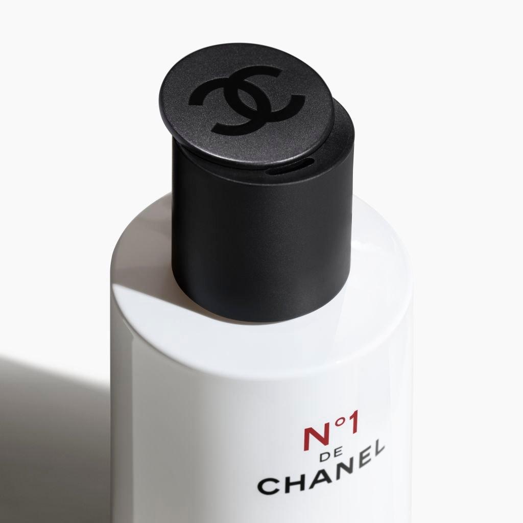 Lotion - CHANEL - NÂ°1 Revitalising Camellia Face Lotion - 2