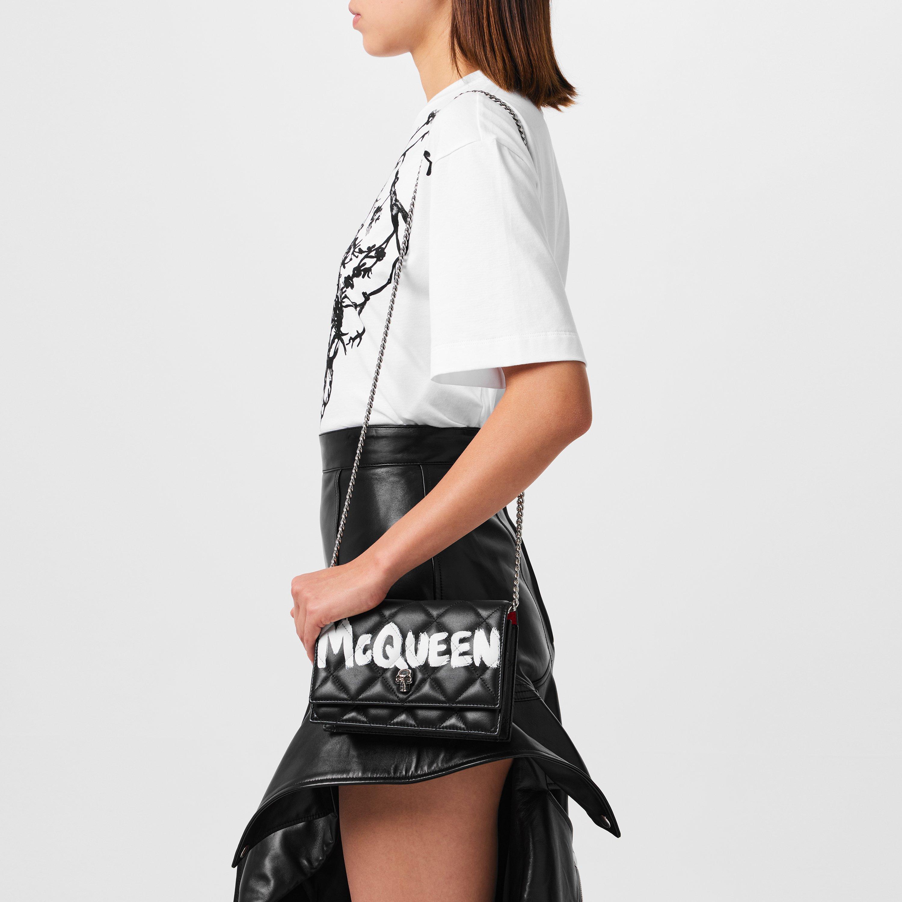 Blk/Wht 1080 - Alexander McQueen - Graffiti Skull Bag - 2