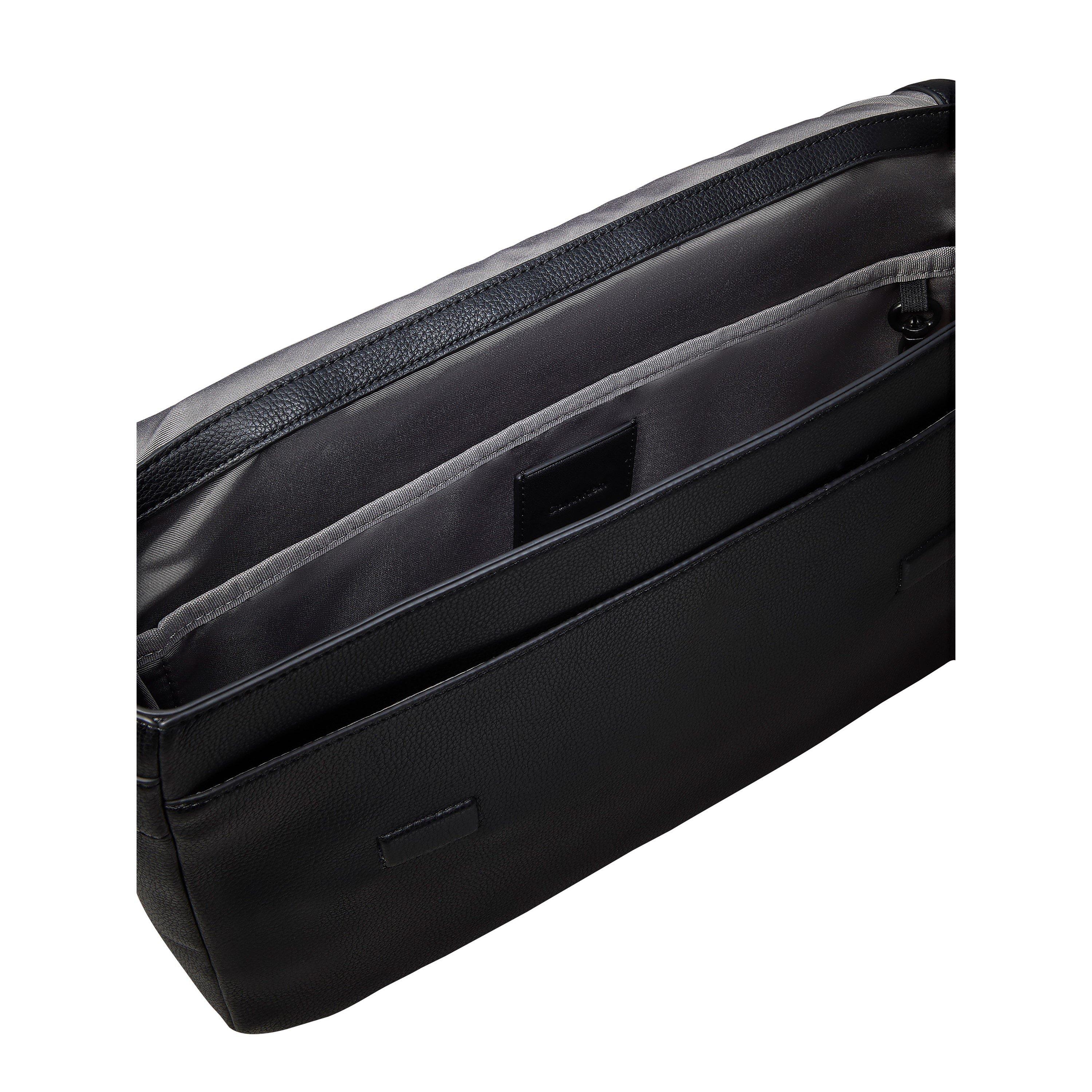 Black - Calvin Klein - CK L Raised LG Flap Sn71 - 3