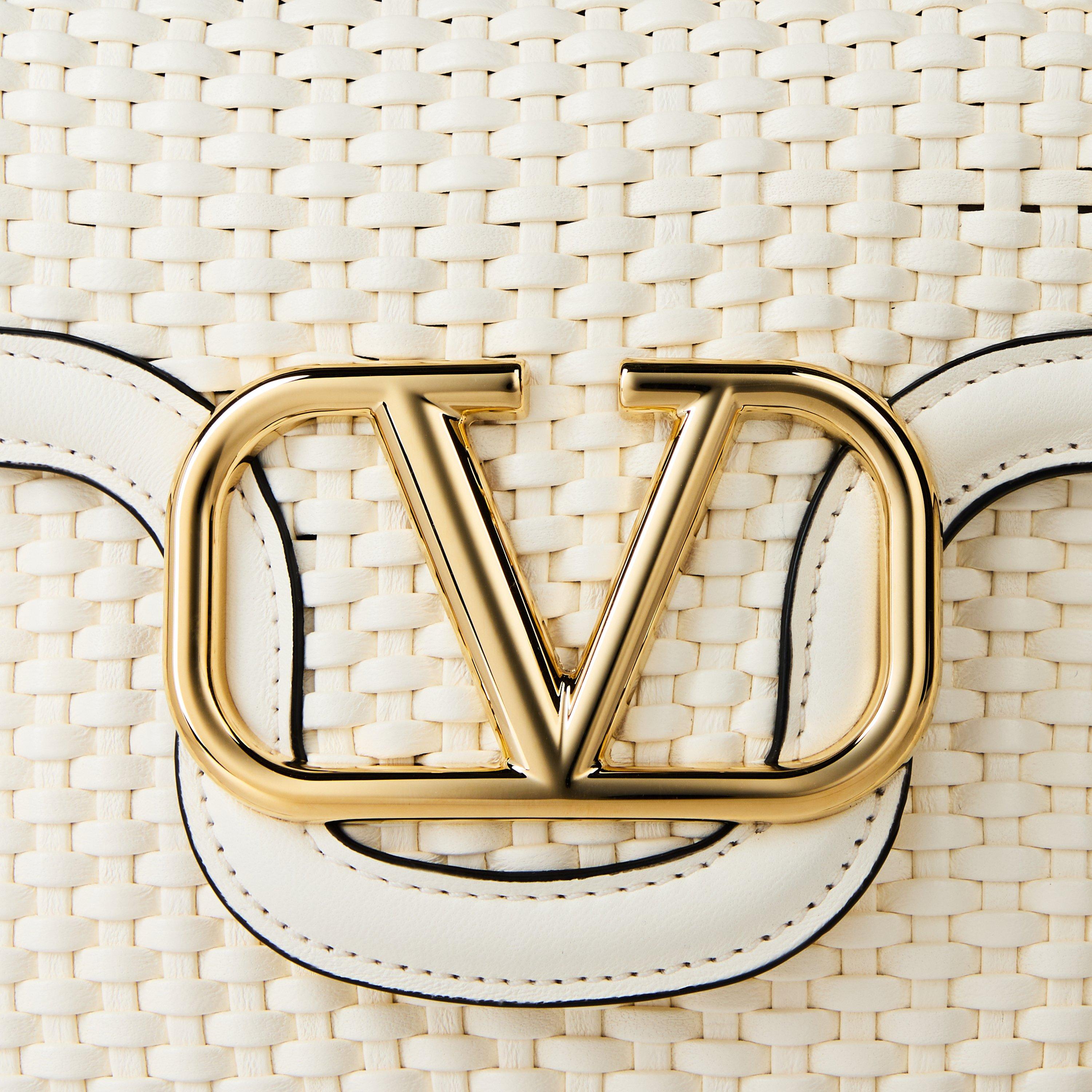 ☆大人気モデル 国内発送☆ VALENTINO ALLTIME HANDBAG Vロゴ 23557848_53623322_1000.jpg