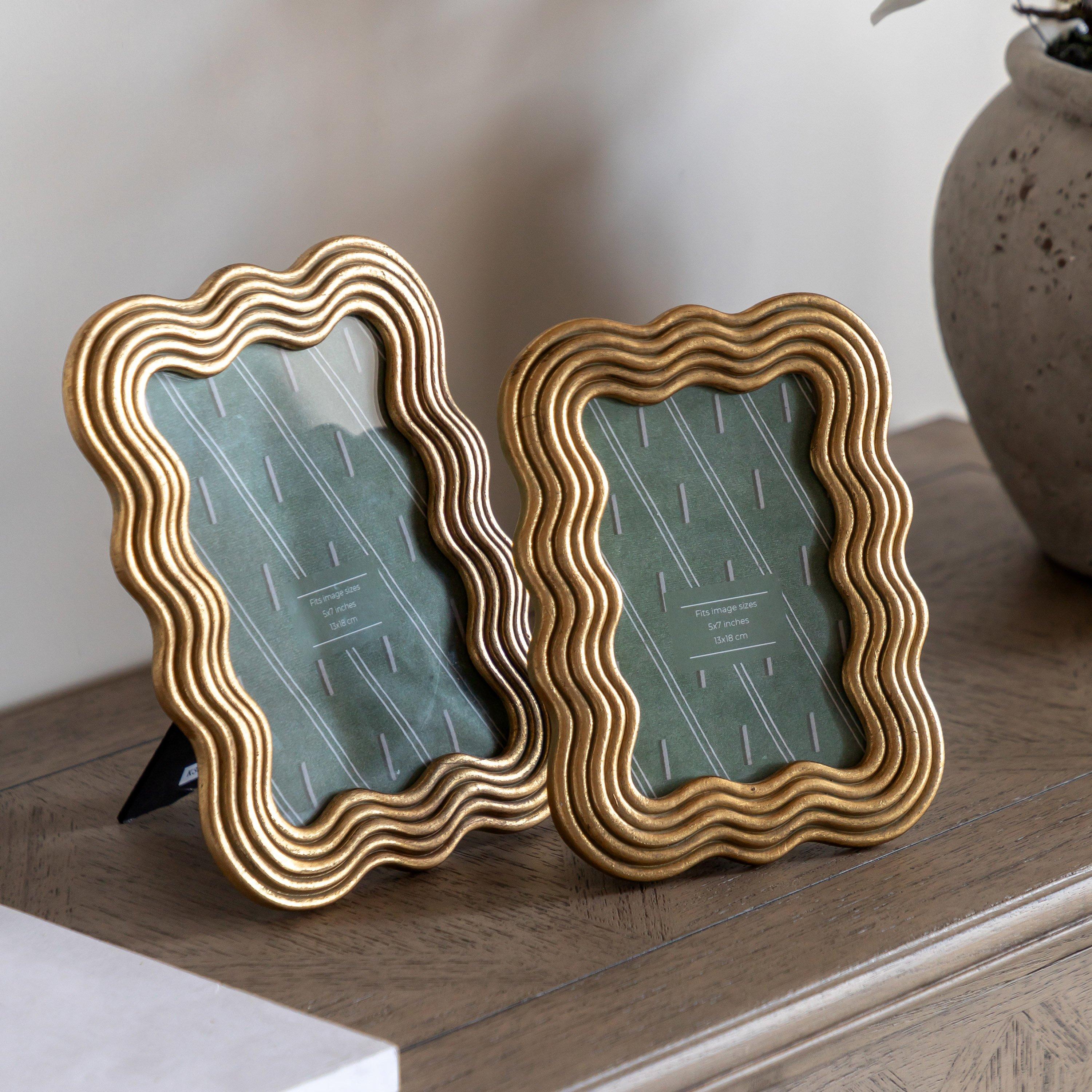 Gold - Gallery - Parla Photo Frame 7x5in - 2