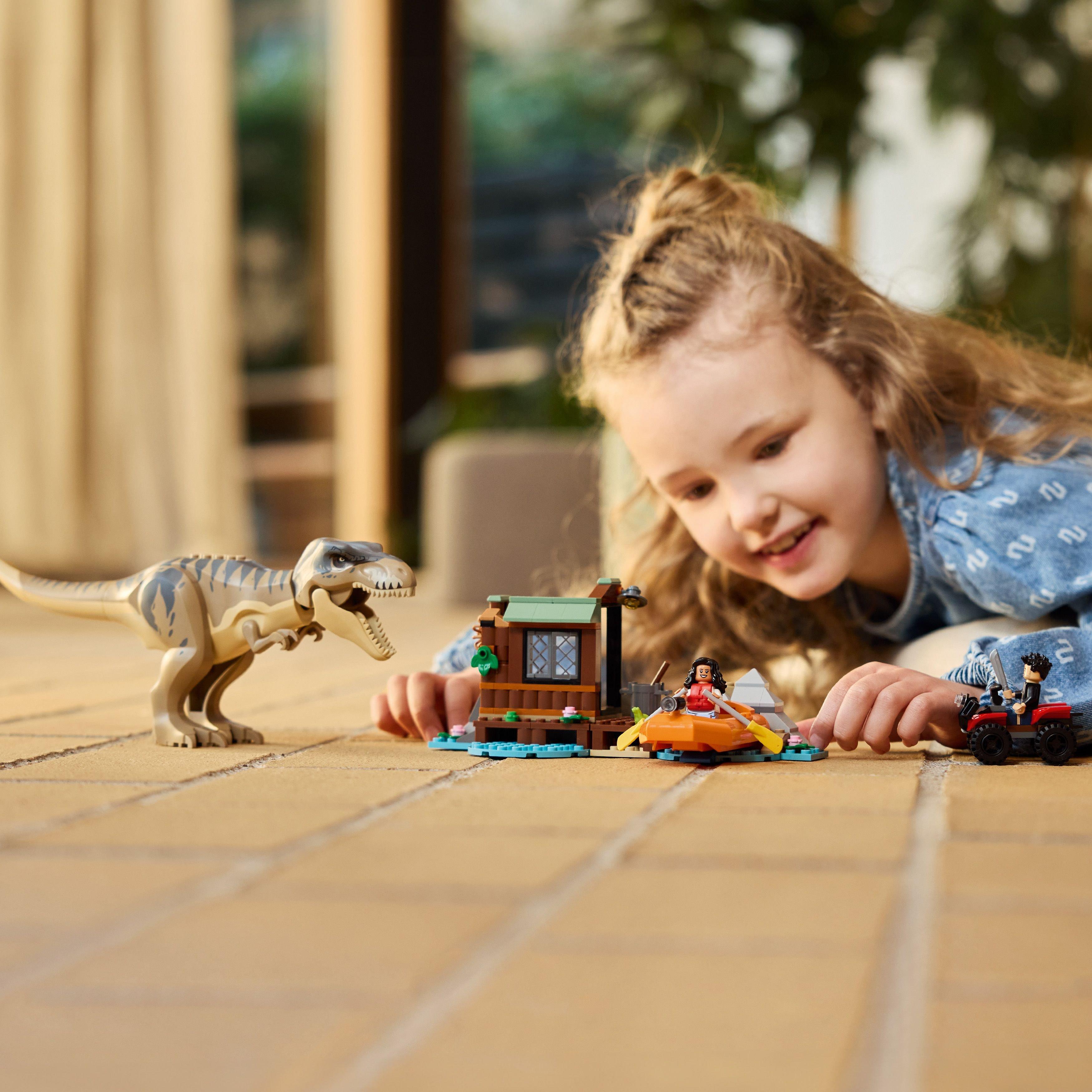 TBC - LEGO - Jurassic World - T. rex River Escape 76975 - 3