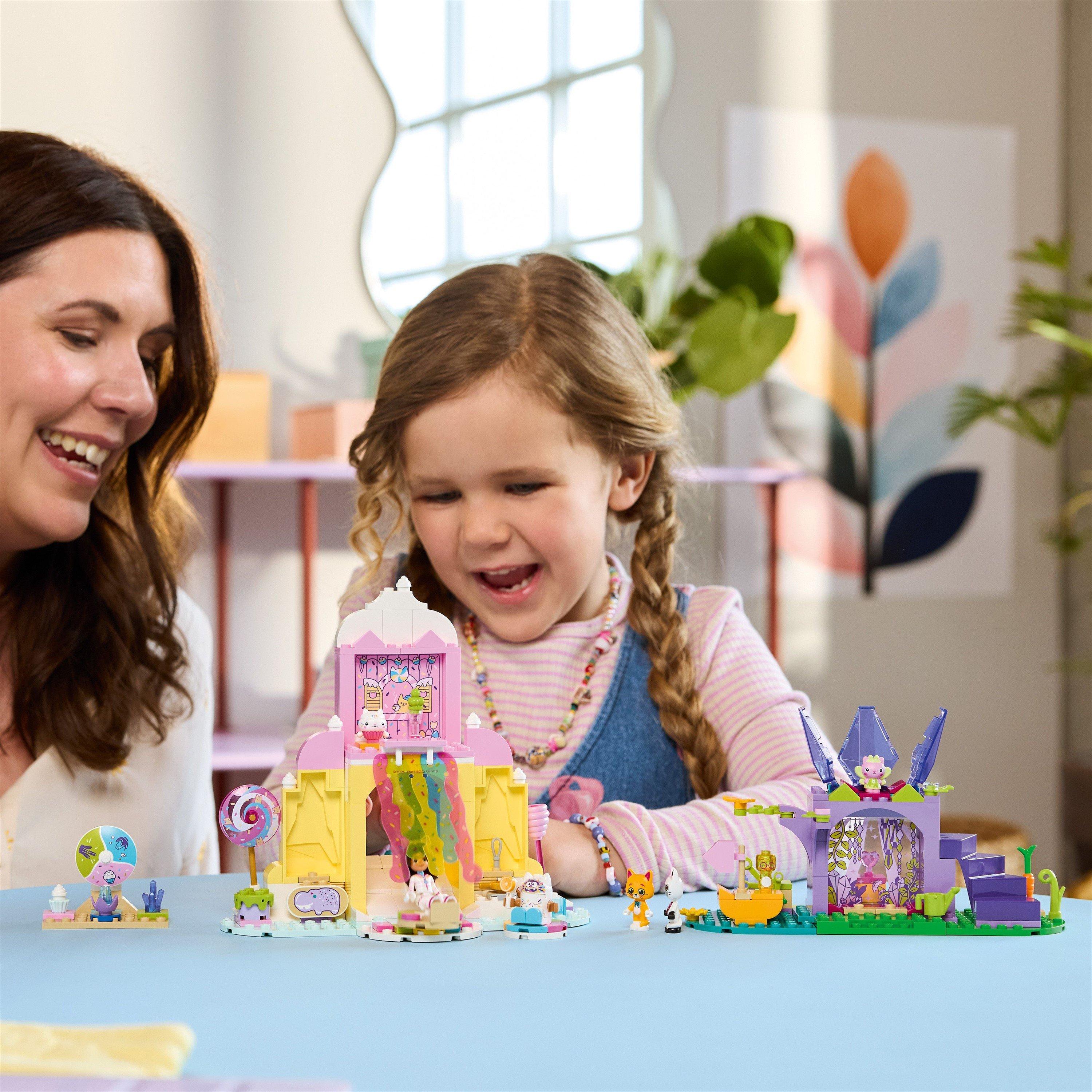 TBC - LEGO - LEGO® Gabby’s Dollhouse 11205 Sweet Treat Mountain & Kitty Garden Pretend Play 11205 - 4