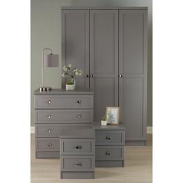 Homelife Chesterfield 4 piece Bedroom Set