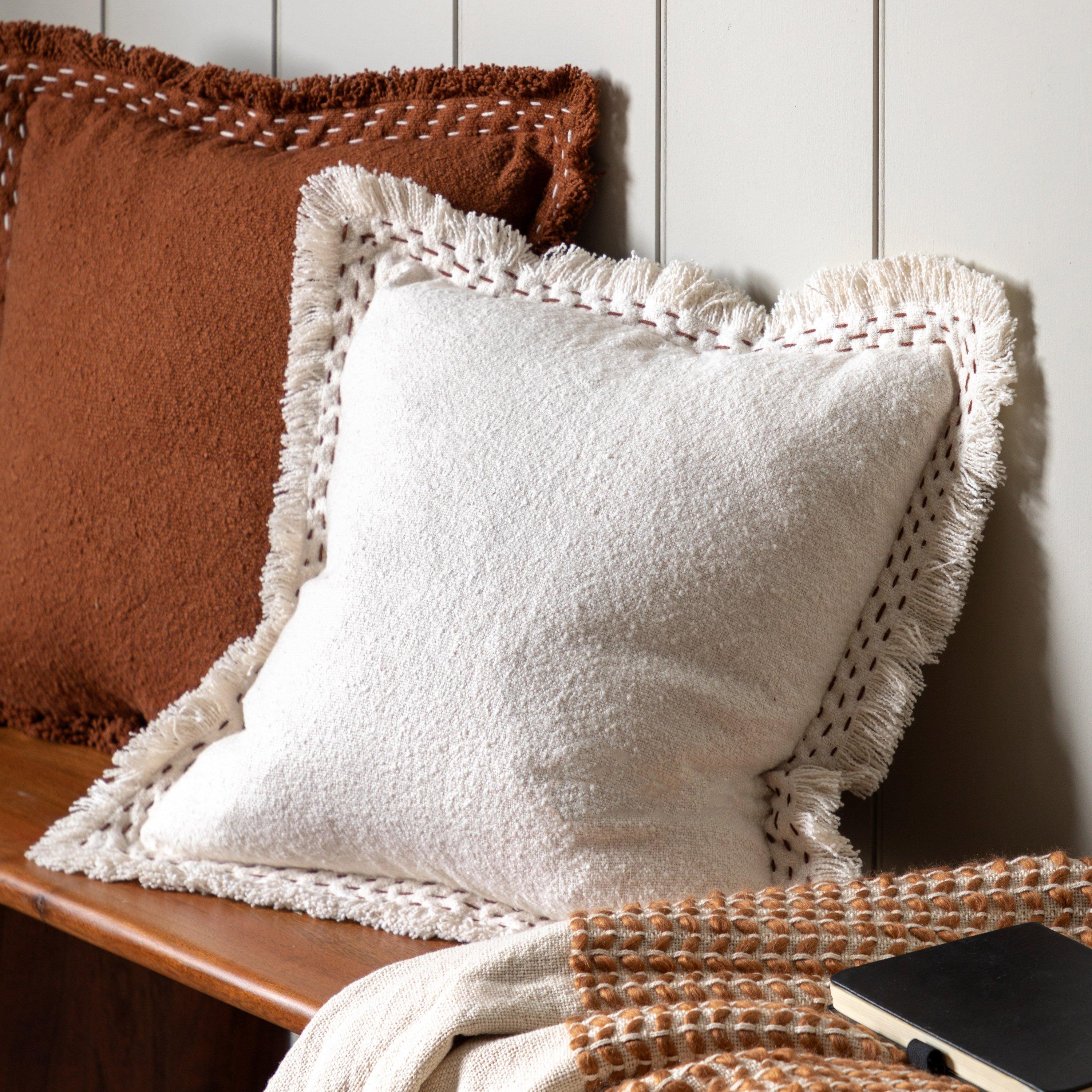 Ivory - Gallery - Harmony Cushion Ivor - 1