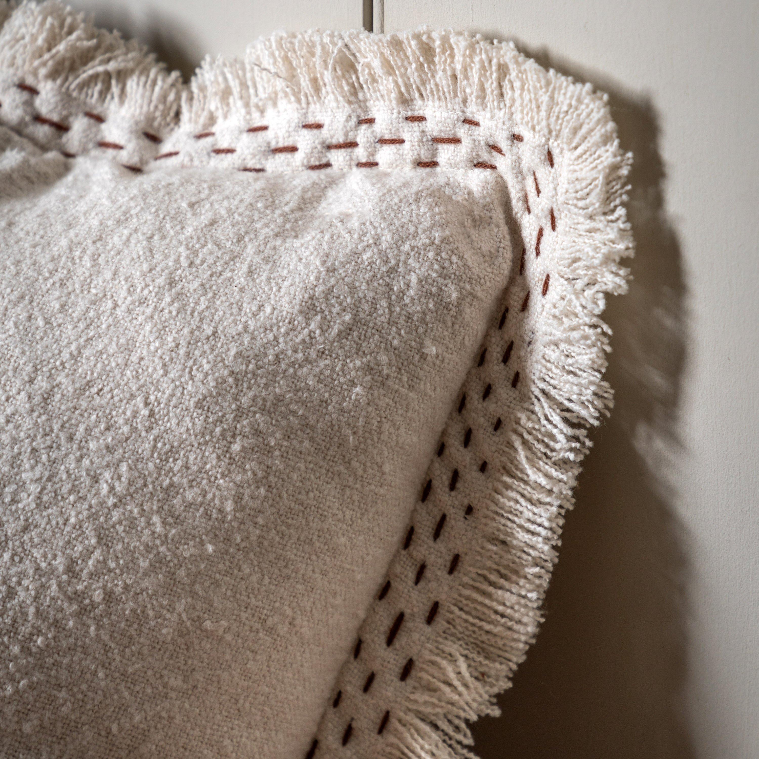 Ivory - Gallery - Harmony Cushion Ivor - 2