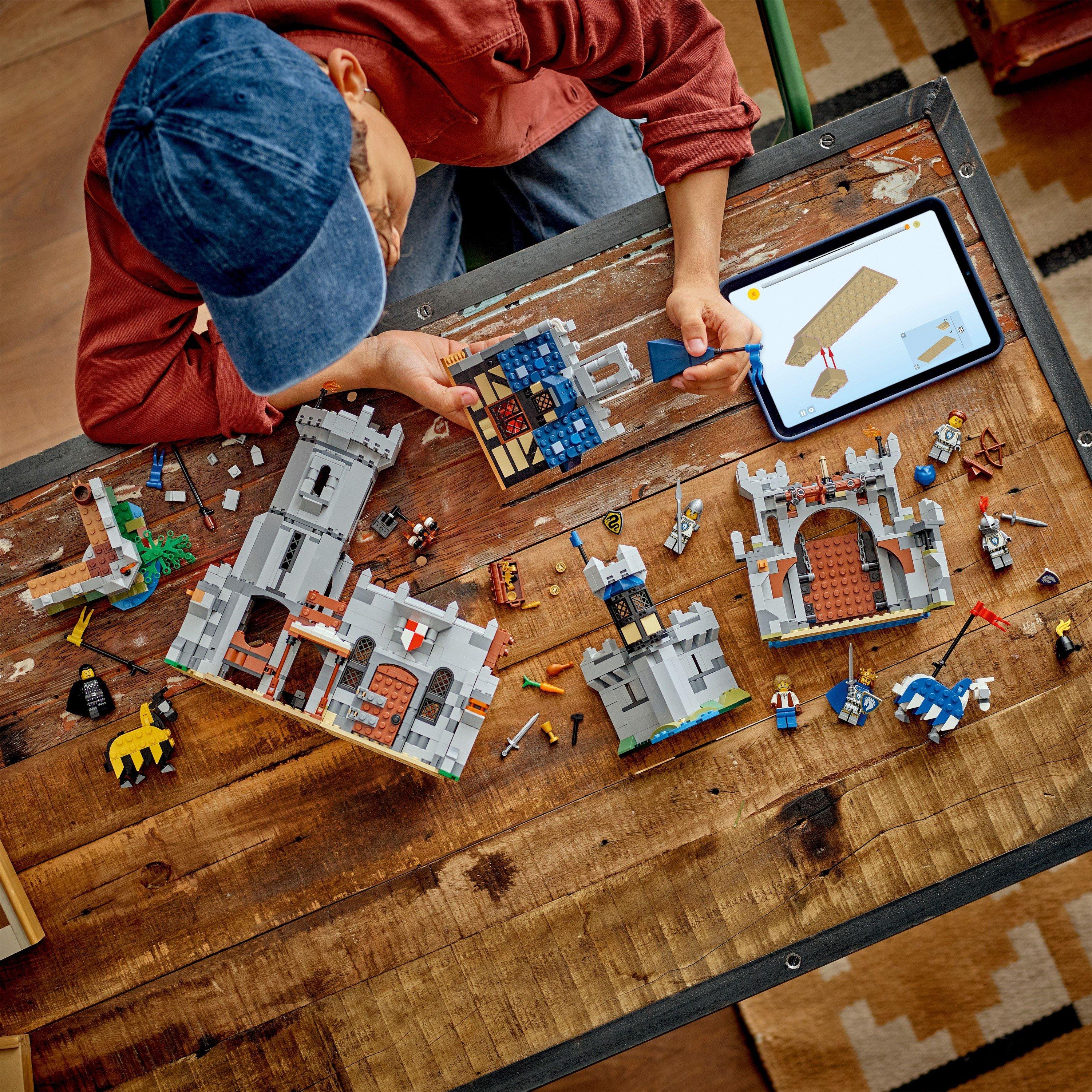 Medieval Castle - LEGO - LEGO® Creator 31168 3in1 Medieval Horse Knight Castle Playset Building Toy 31168 - 3