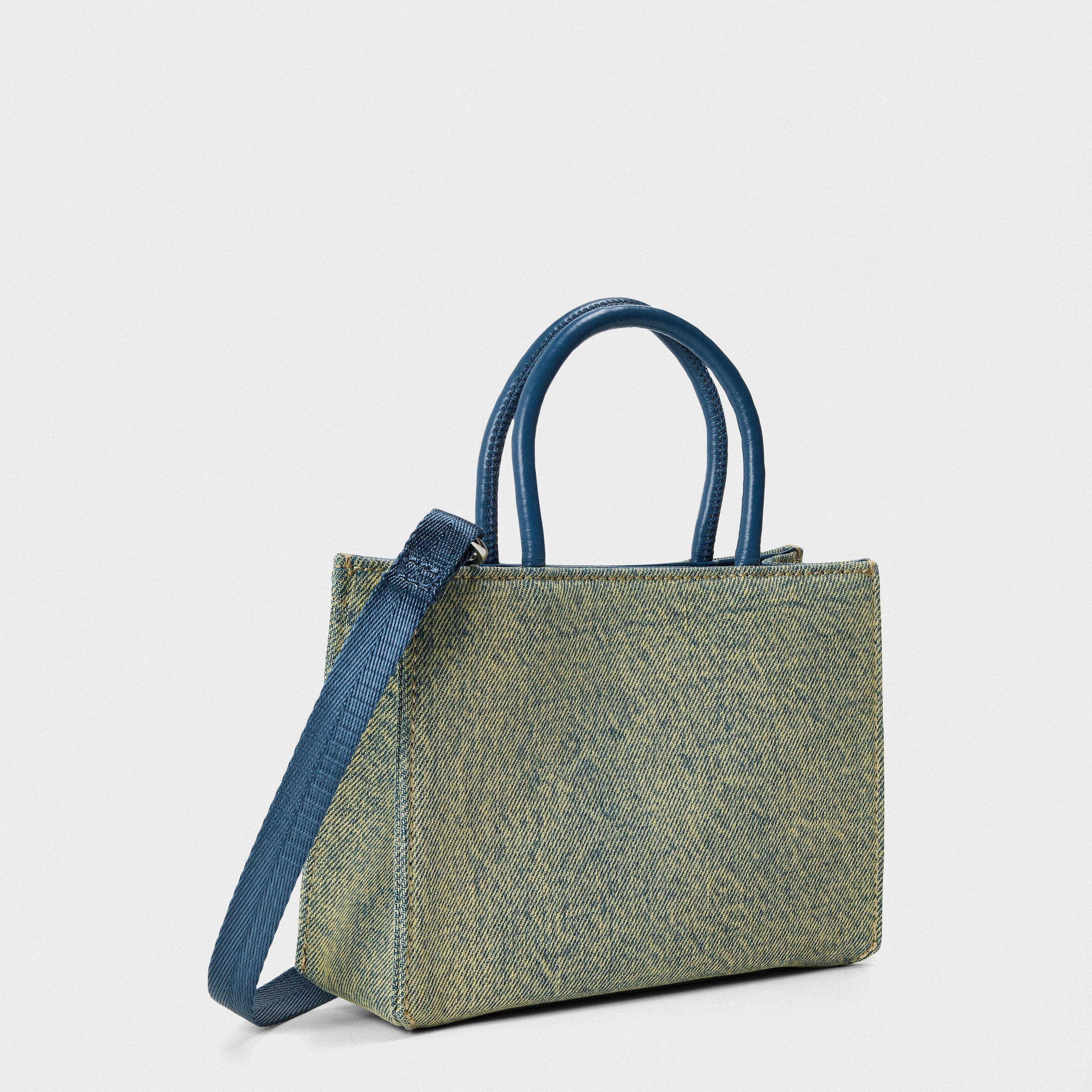 Wash H8457 - Diesel - Juniors 3D Mini Bag - 2