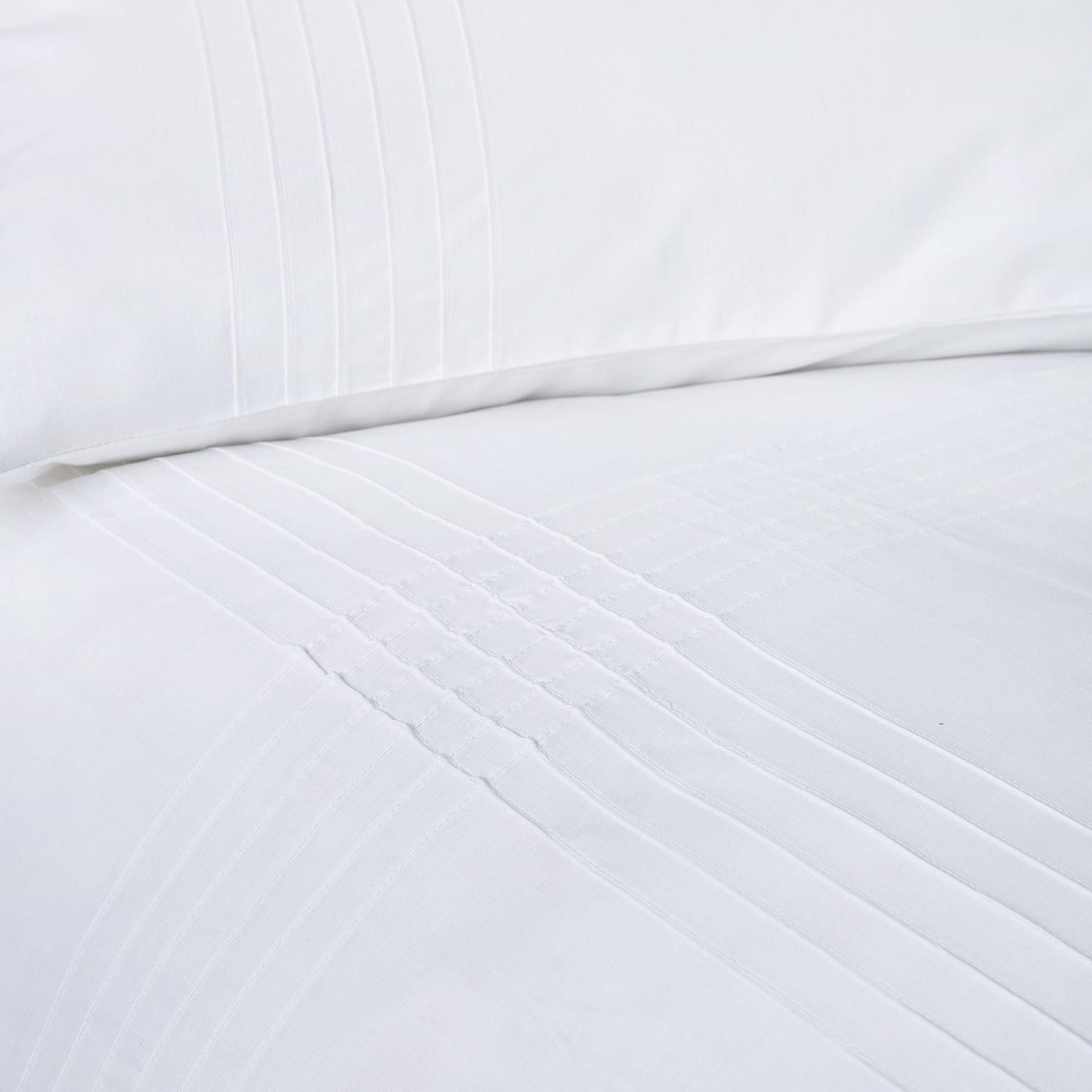 White - Serene Home - Amalfi  Geo Pintuck Duvet Cover Set in White - 4