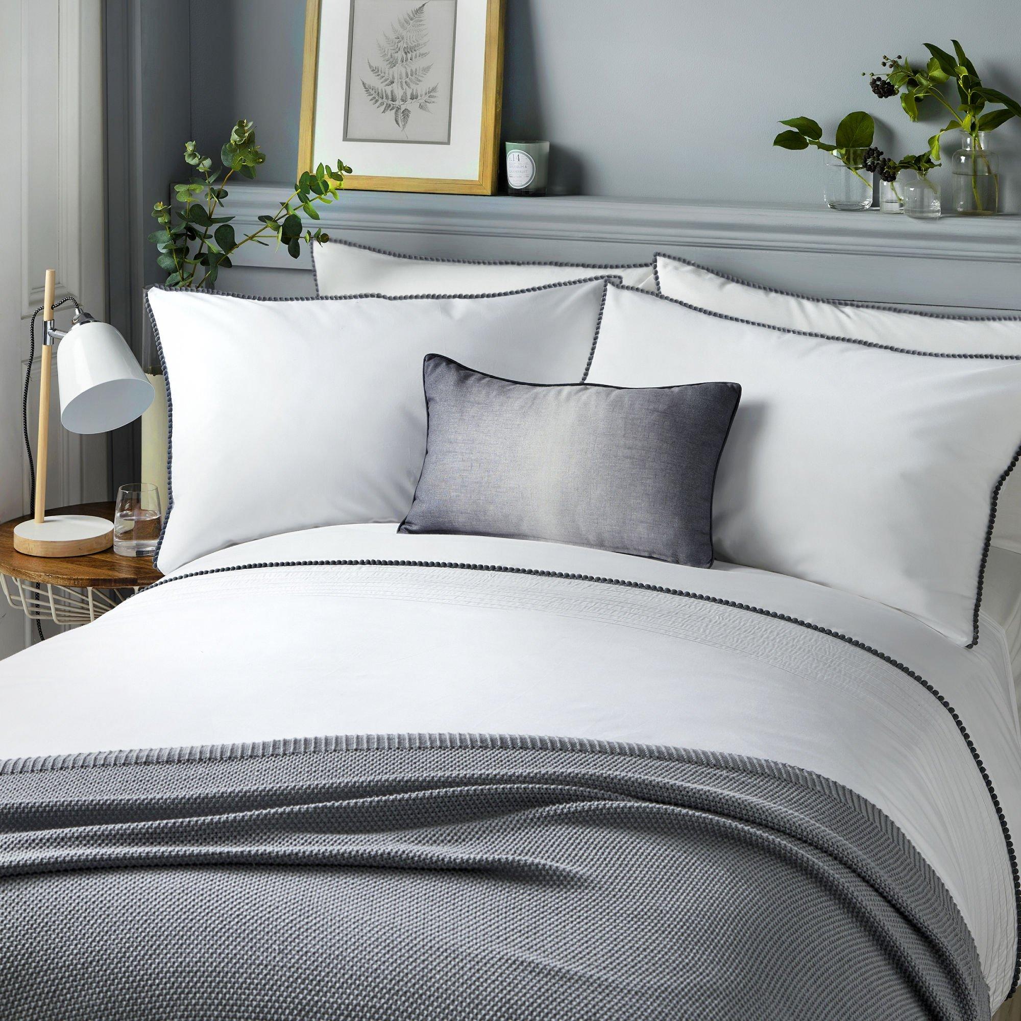 Grey - Serene Home - Pom Pom Boutique Duvet Cover Set in Grey - 1