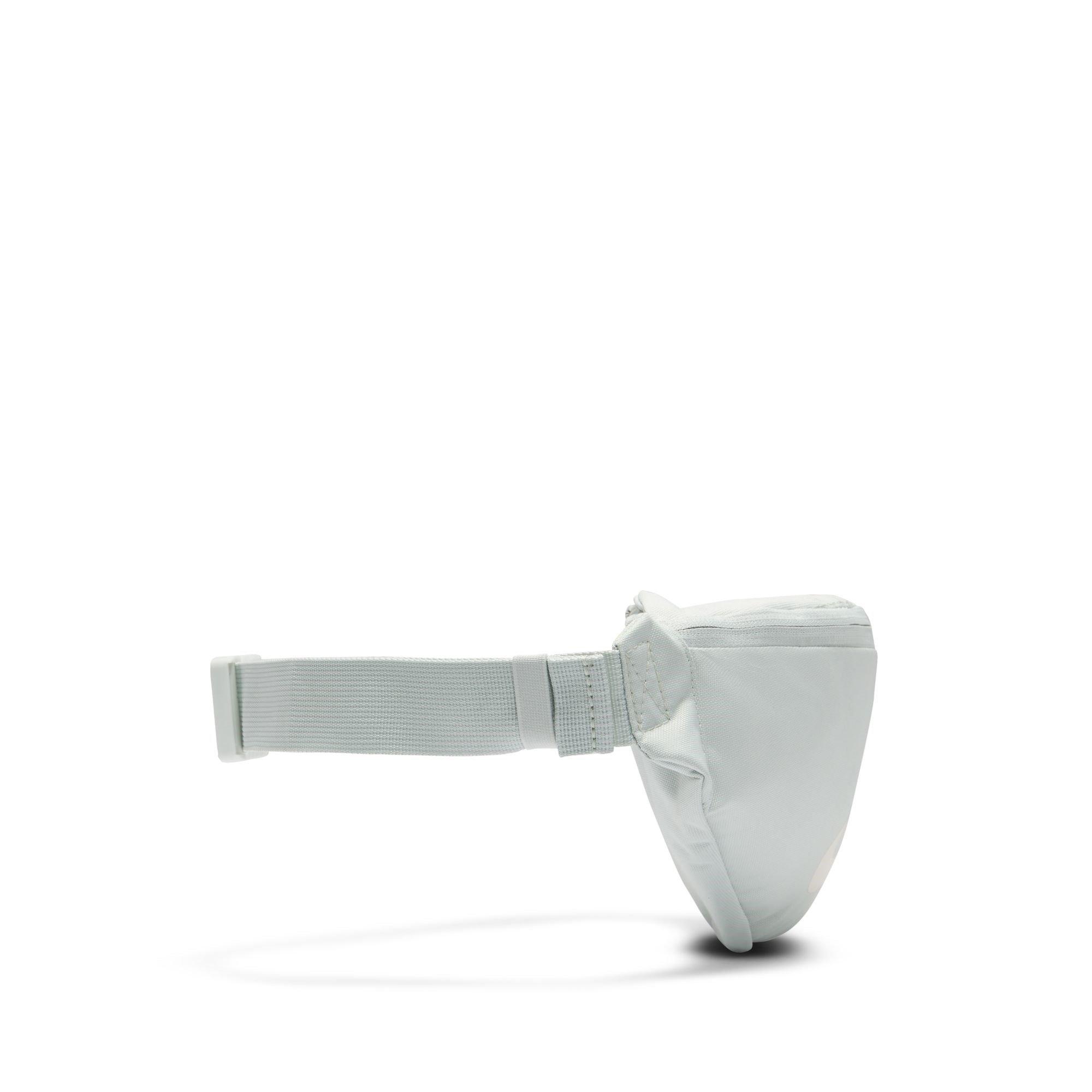 Light Silver - Nike - Heritage Waistpack Adults - 3