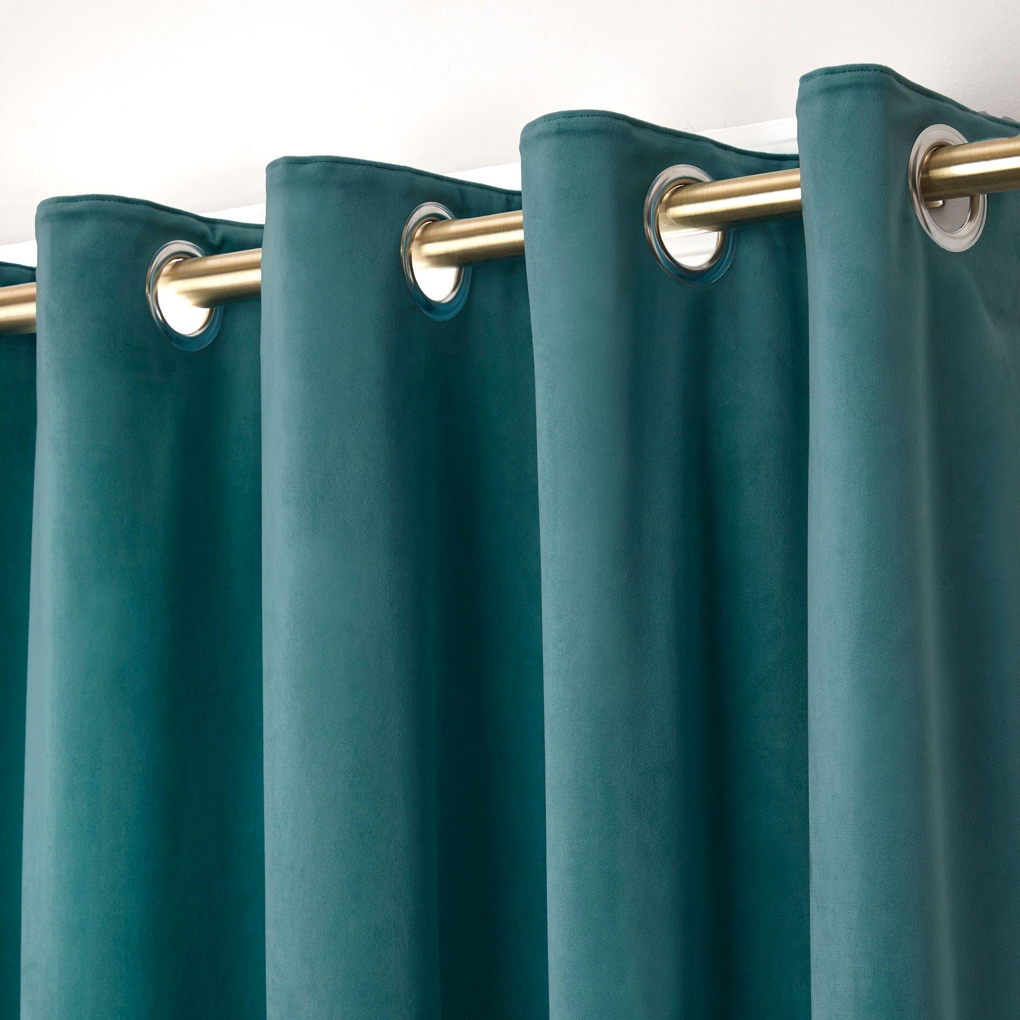 Teal - Laurence Llewelyn-Bowen - Montrose Thermal Velvet Eyelet Curtains in Teal - 2