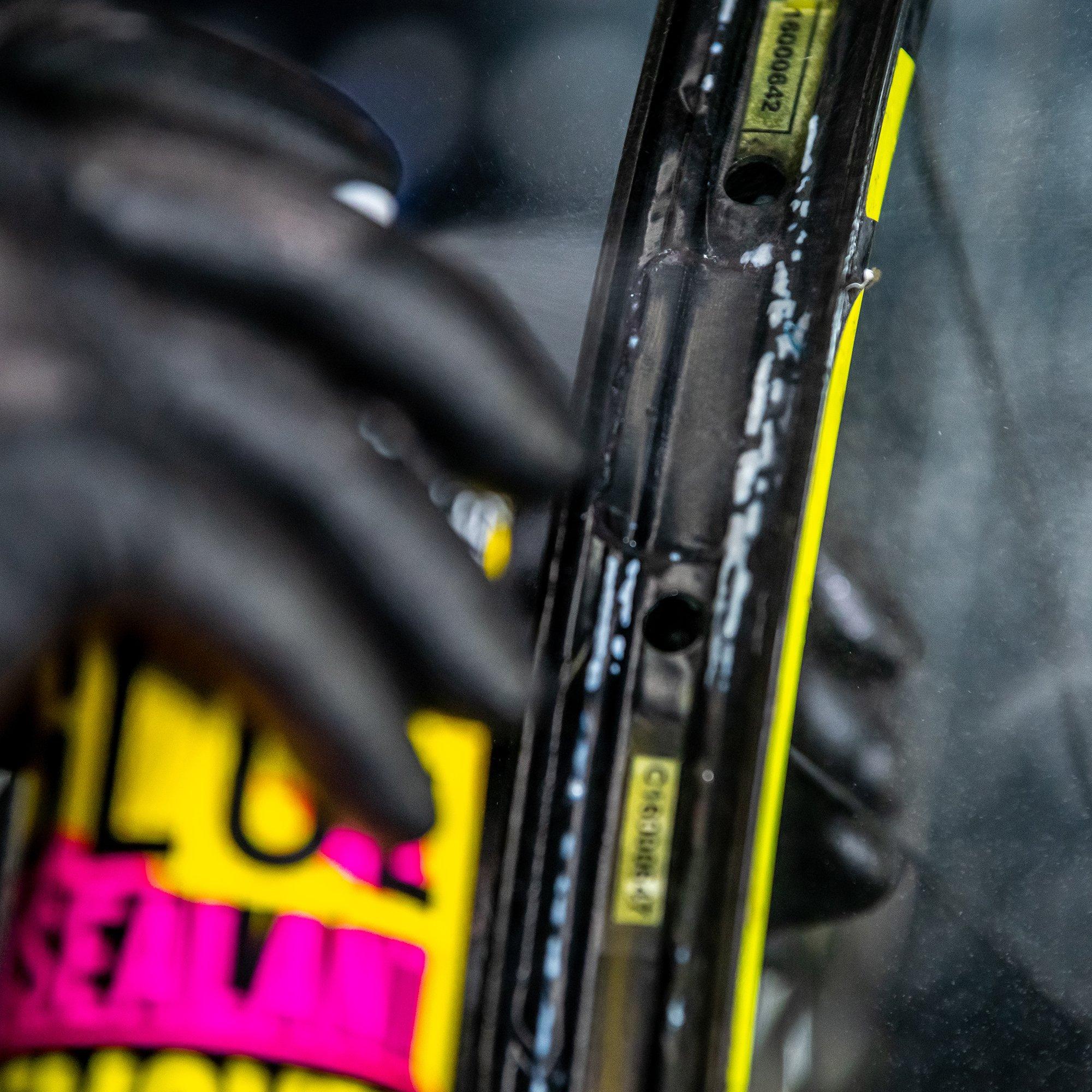 Pink - Muc-Off - Glue Remover - 7