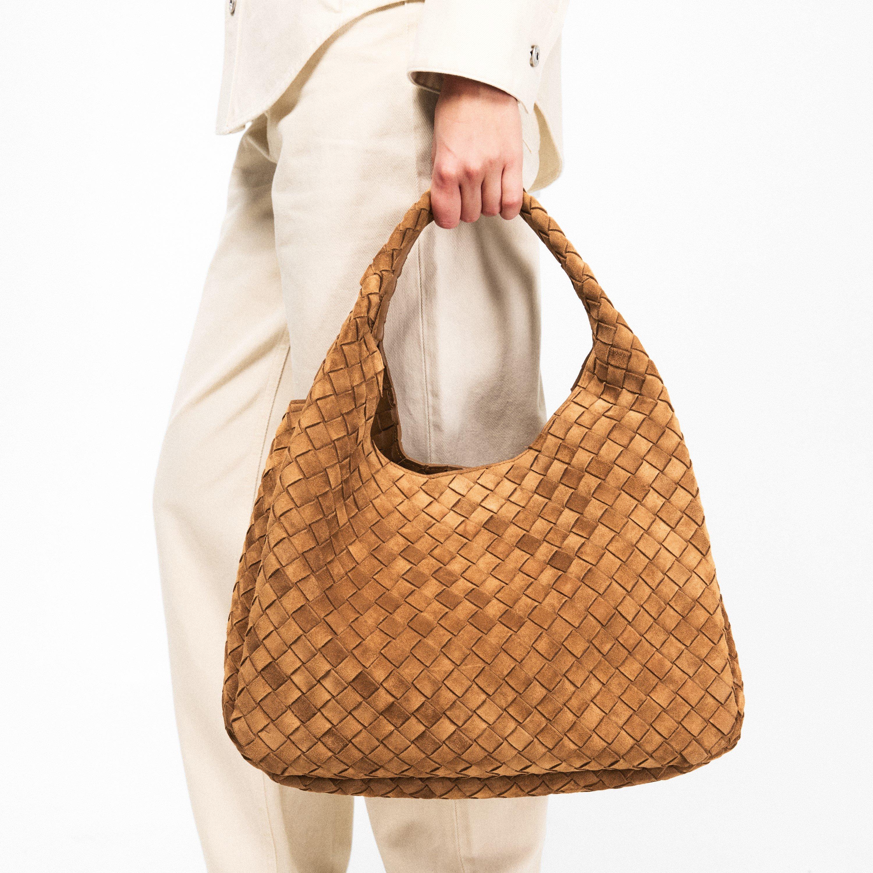 Amber - Bottega Veneta - BV Suede Hobo Ld62 - 3